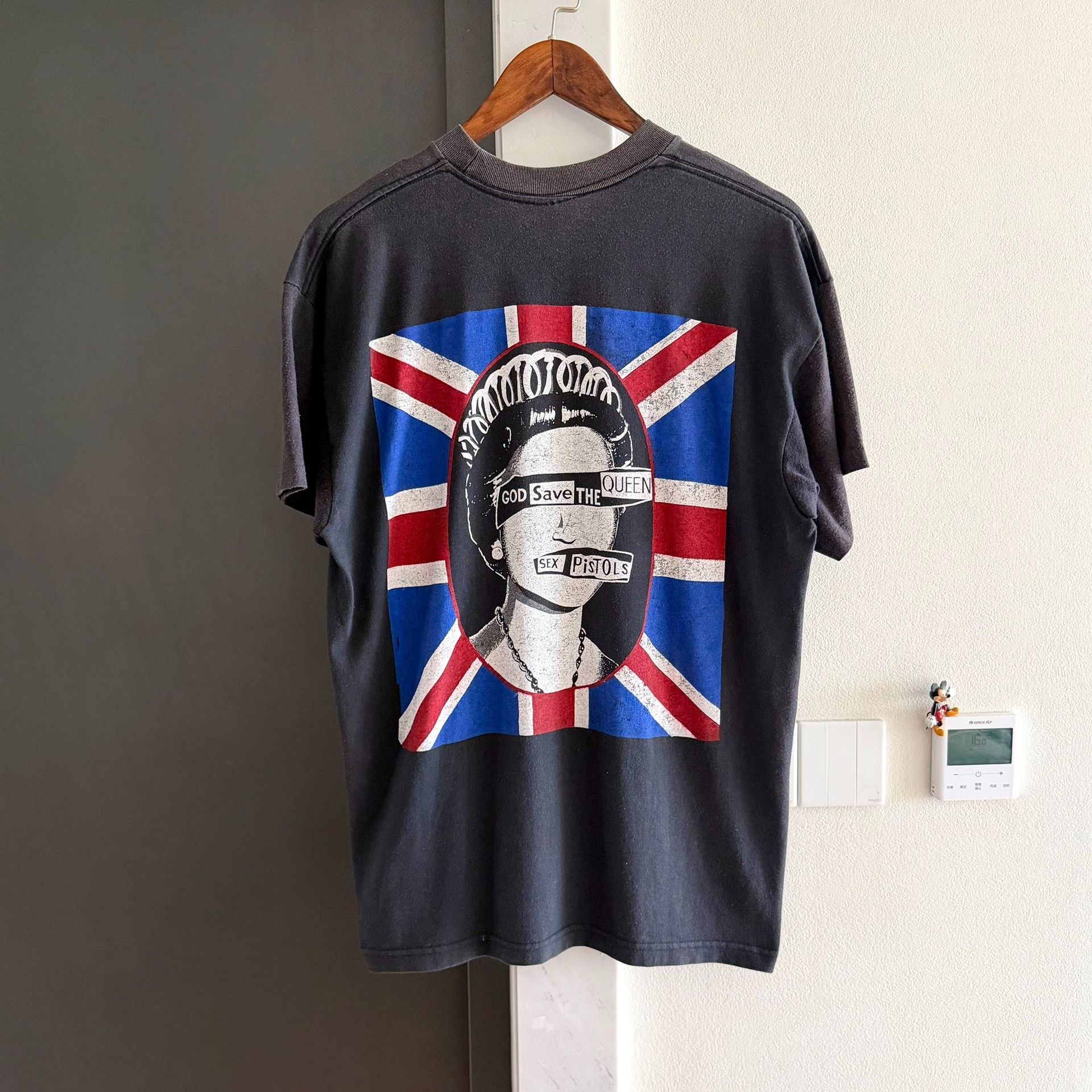 Vintage Vintage 90s Sex Pistols Punk Tee Size US M / EU 48-50 / 2 - 2 Thumbnail