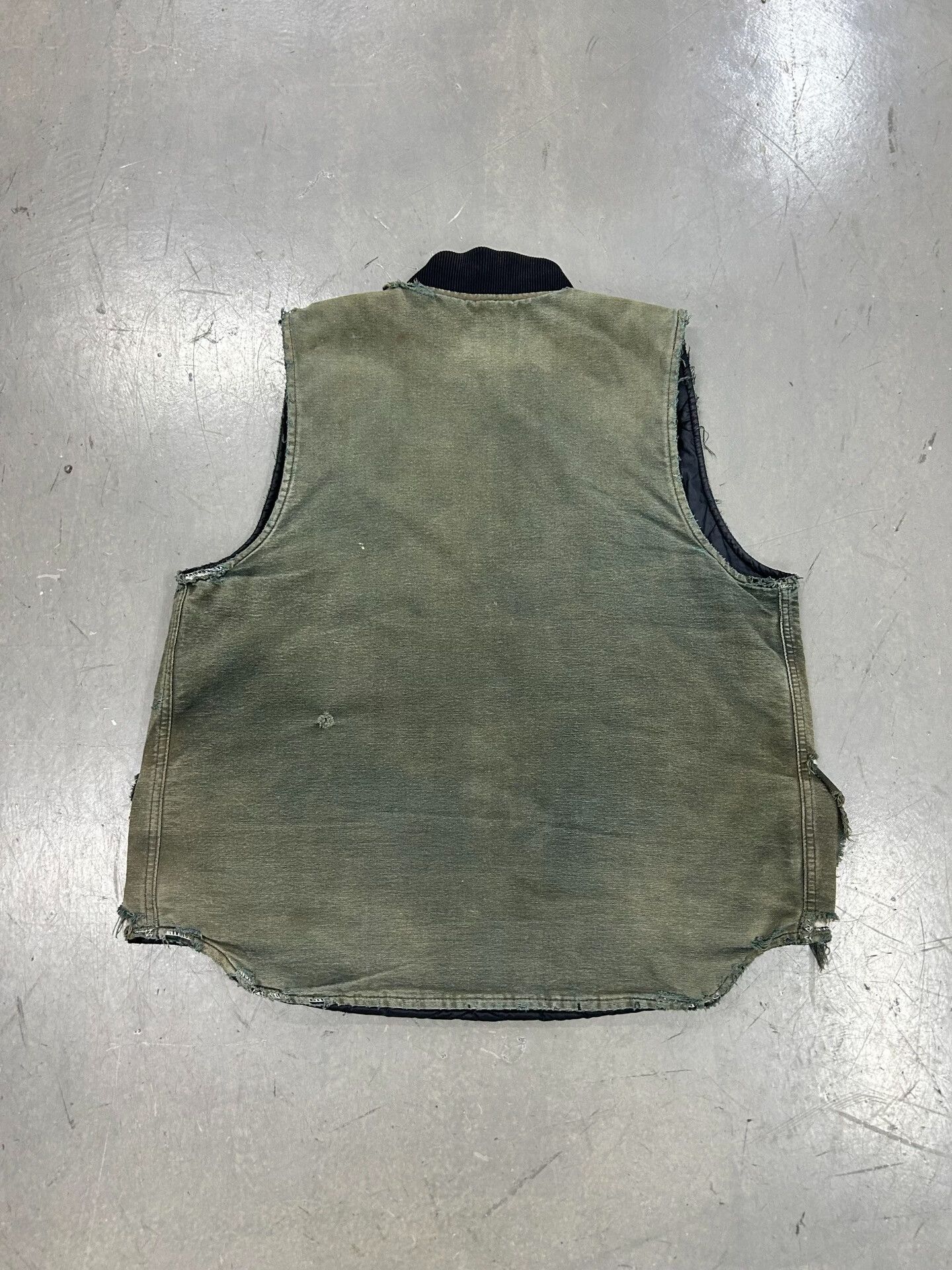 Vintage Vintage Carhartt V02 Trashed Faded Vest Size US M / EU 48-50 / 2 - 3 Thumbnail