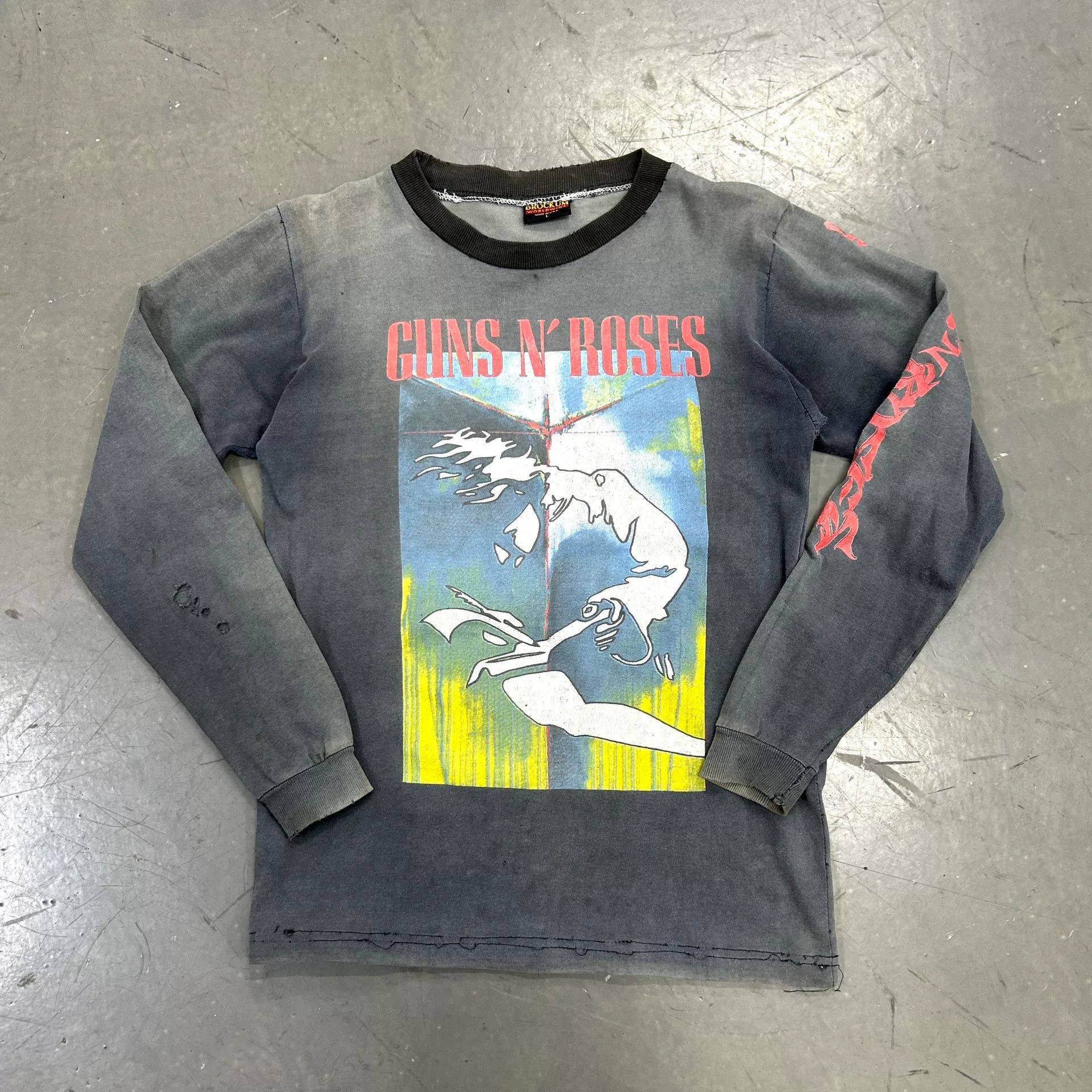 Vintage Vintage 90s Guns N Roses Tee Size US S / EU 44-46 / 1 - 3 Thumbnail