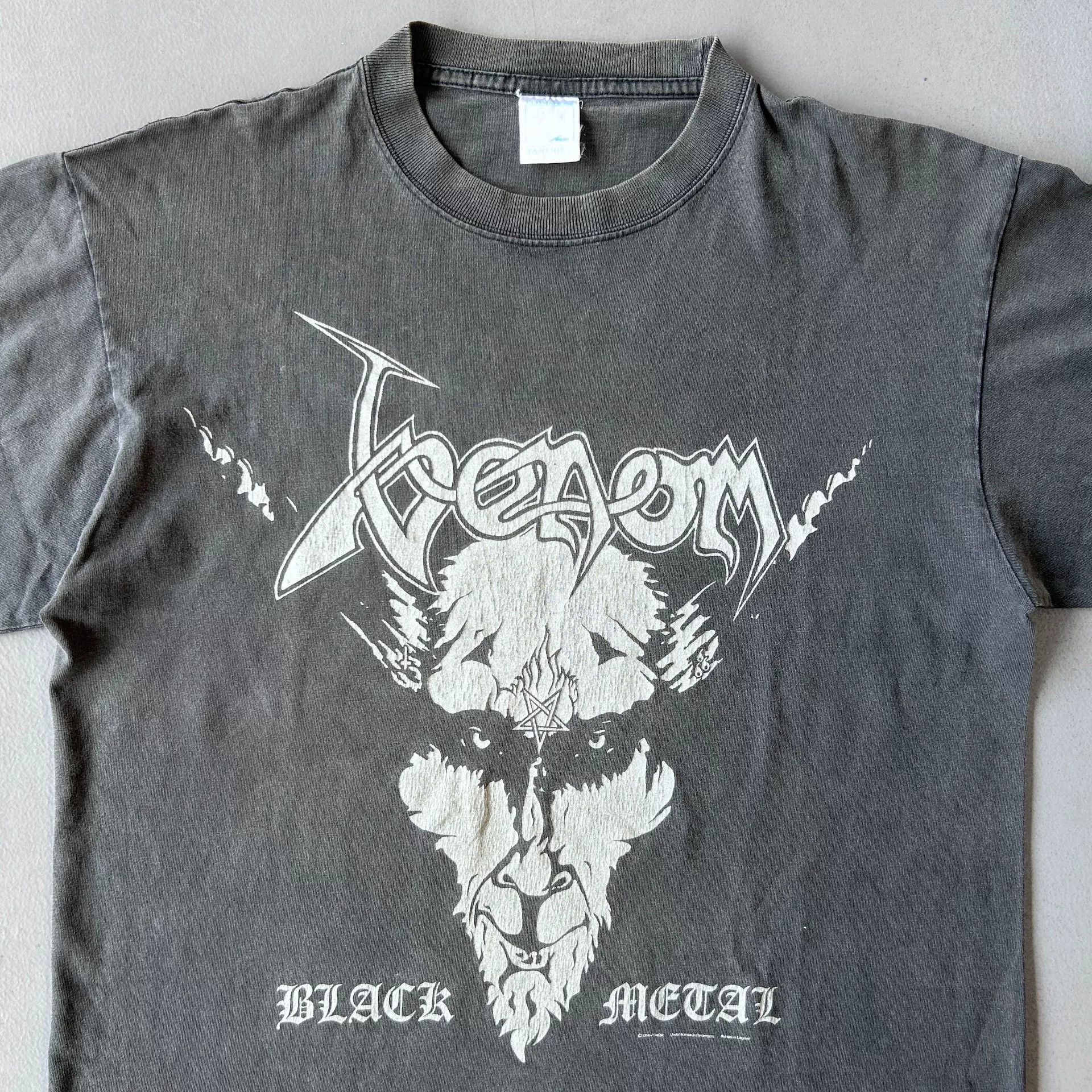 Vintage Vintage 90s Venom Darkthrone Metal Tee Size US M / EU 48-50 / 2 - 2 Thumbnail
