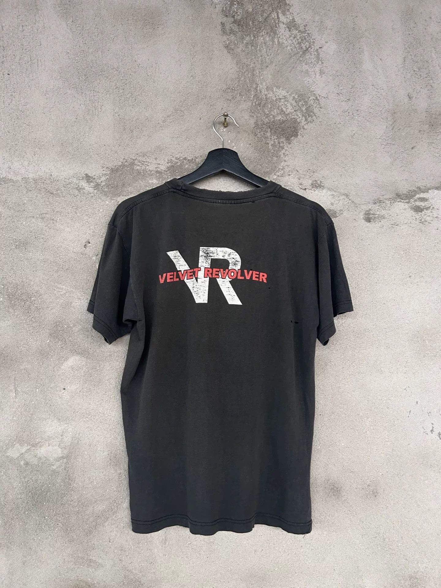 Vintage Vintage 90s Velvet Revolver Band Tee Size US M / EU 48-50 / 2 - 5 Thumbnail
