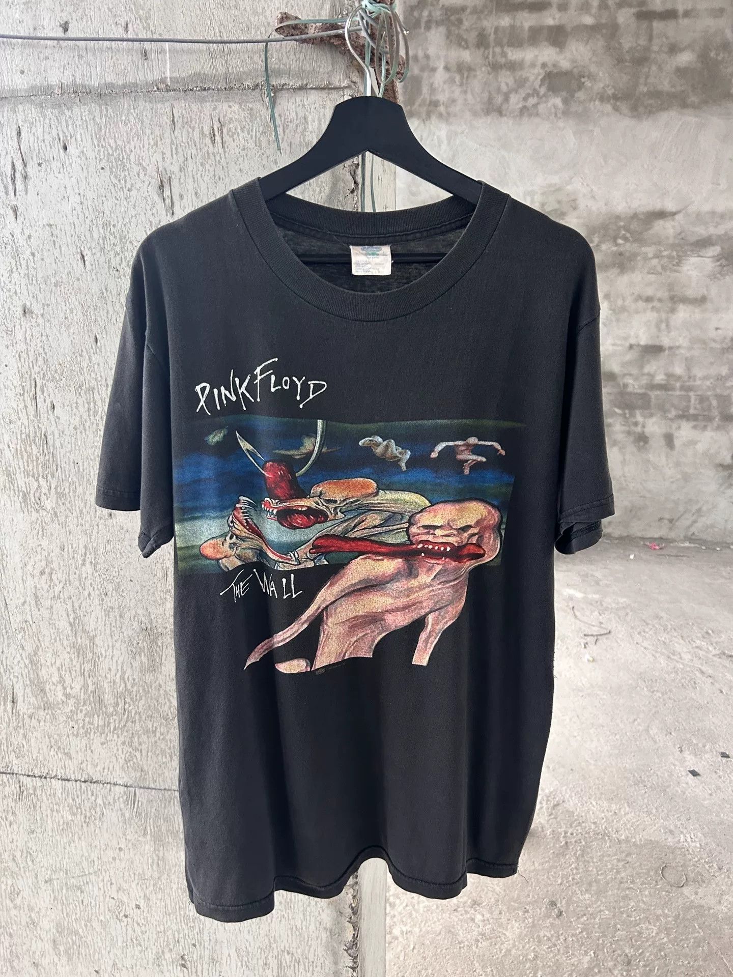 Vintage Vintage Pink Floyd 90s Band Tee Size US M / EU 48-50 / 2 - 5 Thumbnail