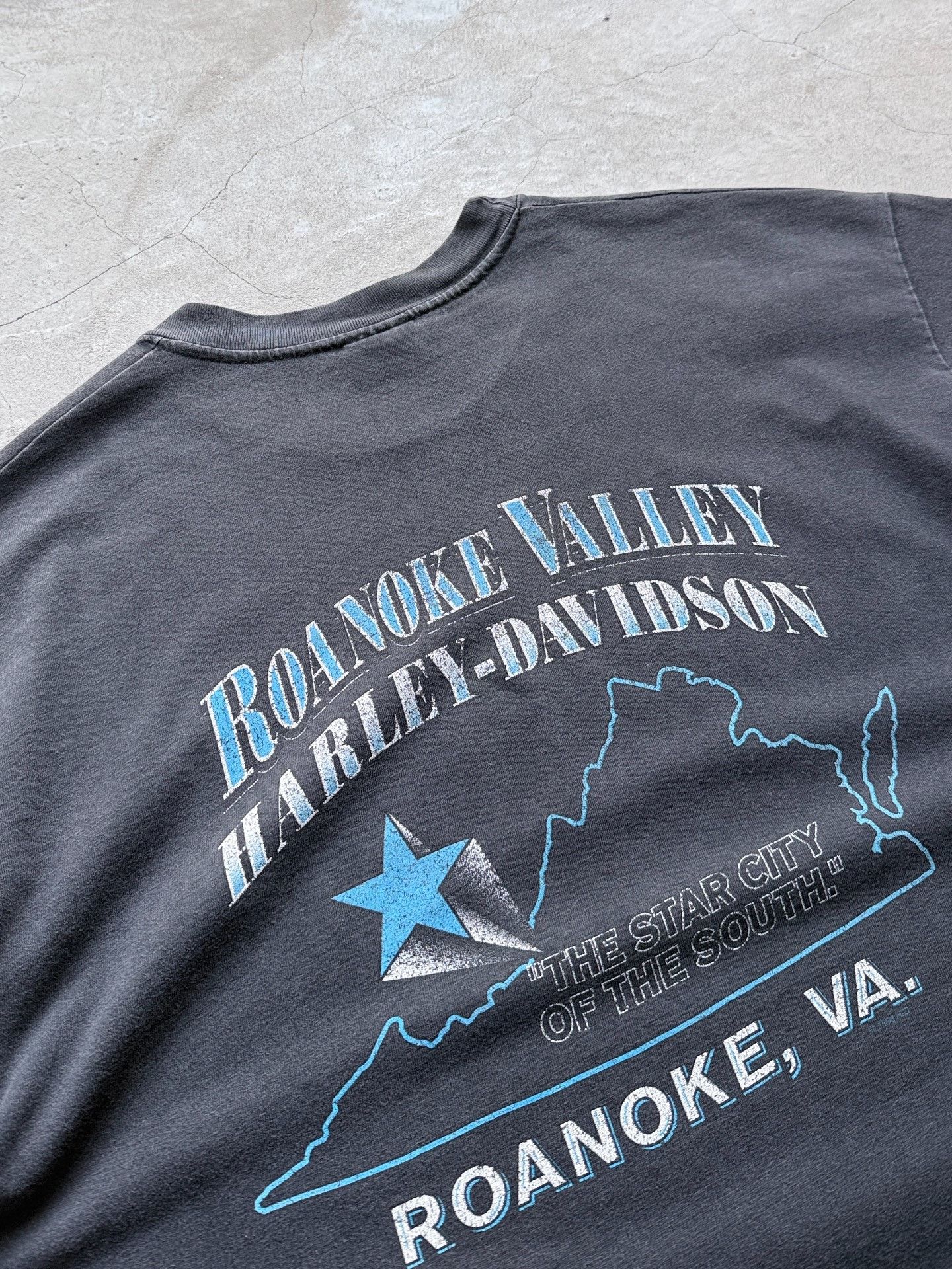 Vintage Vintage 1998 Harley Davidson Chopper Tee Size US XL / EU 56 / 4 - 7 Thumbnail
