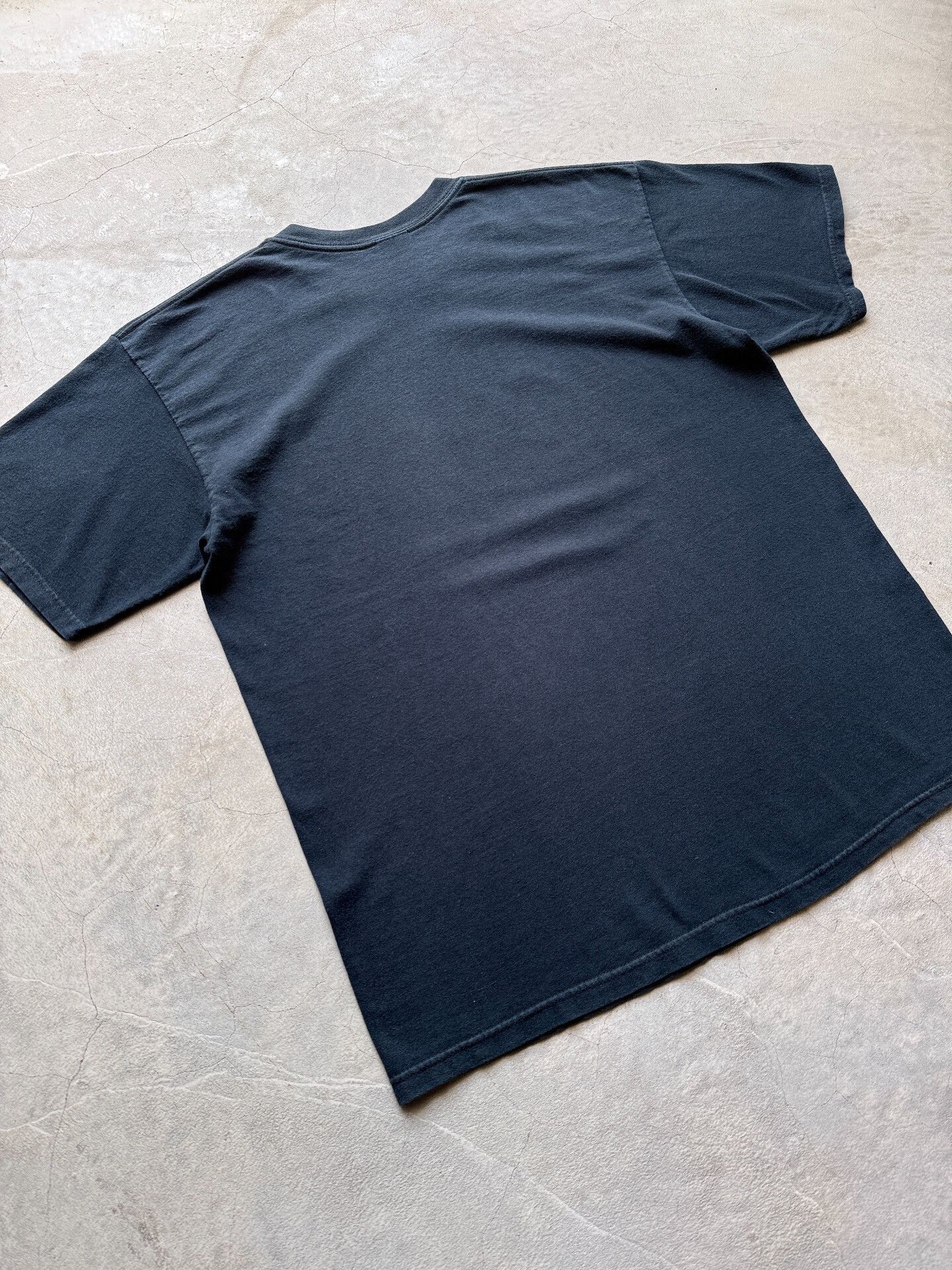 Vintage Vintage 00s Wes Benscoter Frankenstein Tee Size US L / EU 52-54 / 3 - 7 Thumbnail