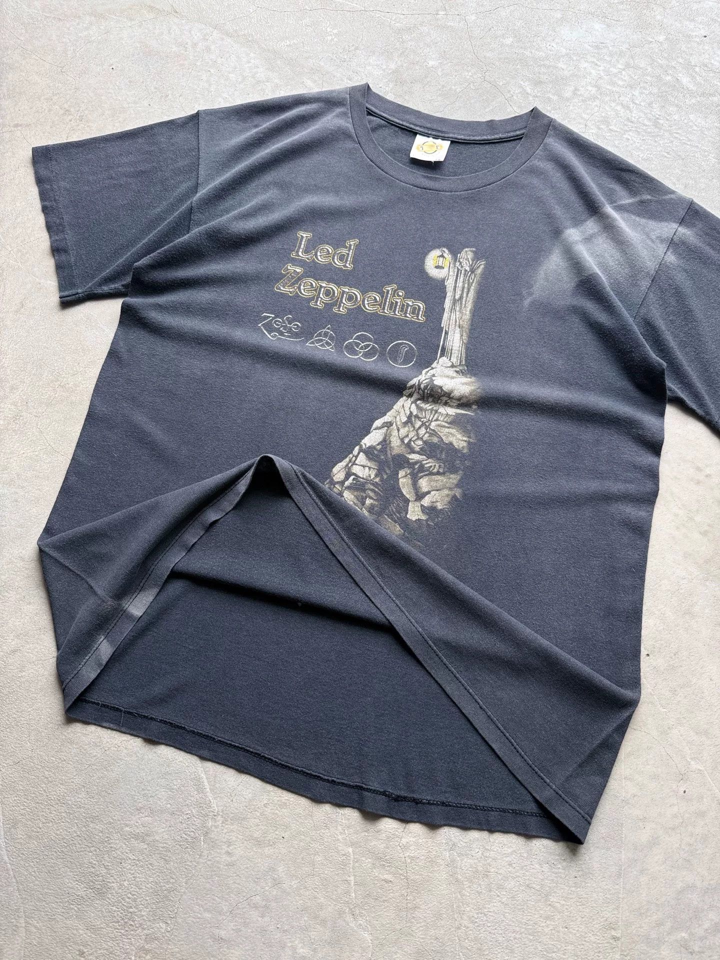 Vintage Vintage 90s Led Zeppelin Band Tee Size US L / EU 52-54 / 3 - 6 Thumbnail