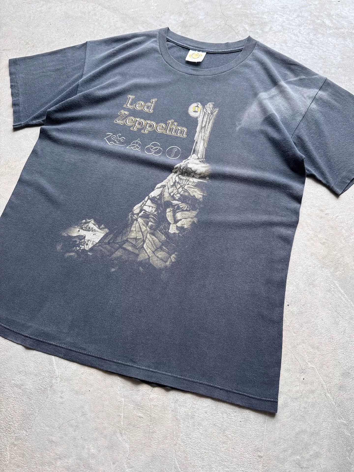 Vintage Vintage 90s Led Zeppelin Band Tee Size US L / EU 52-54 / 3 - 2 Thumbnail