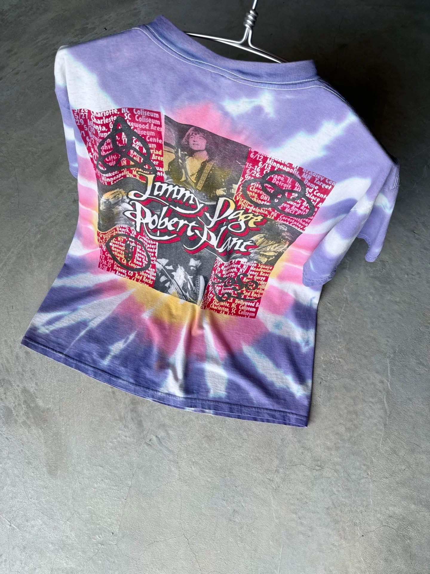 Vintage Vintage 90s Led Zeppelin Tour Band Tee Size US L / EU 52-54 / 3 - 8 Thumbnail