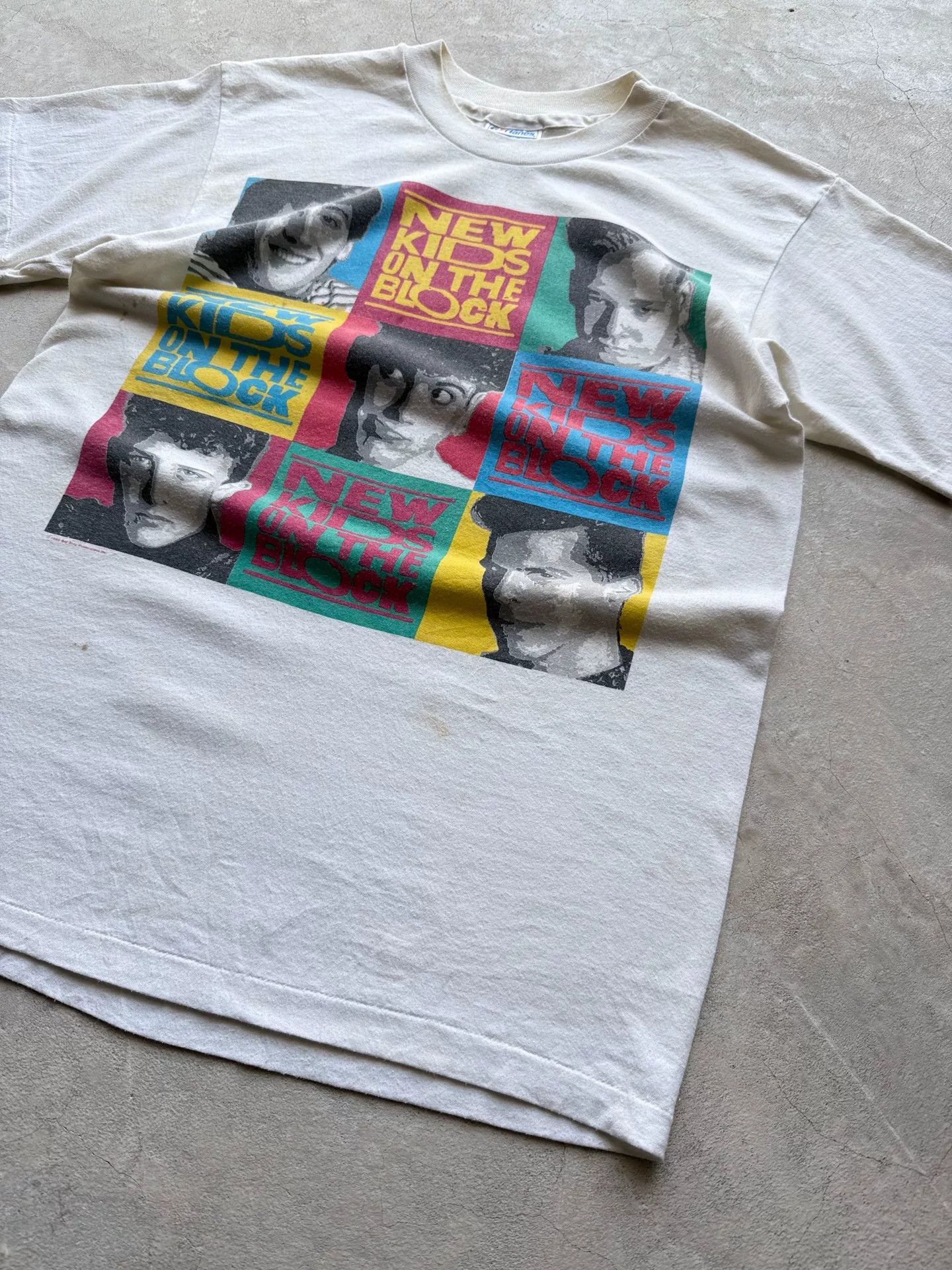 Vintage Vintage 80s NKOTB 1989 Tour Tee Size US M / EU 48-50 / 2 - 2 Thumbnail
