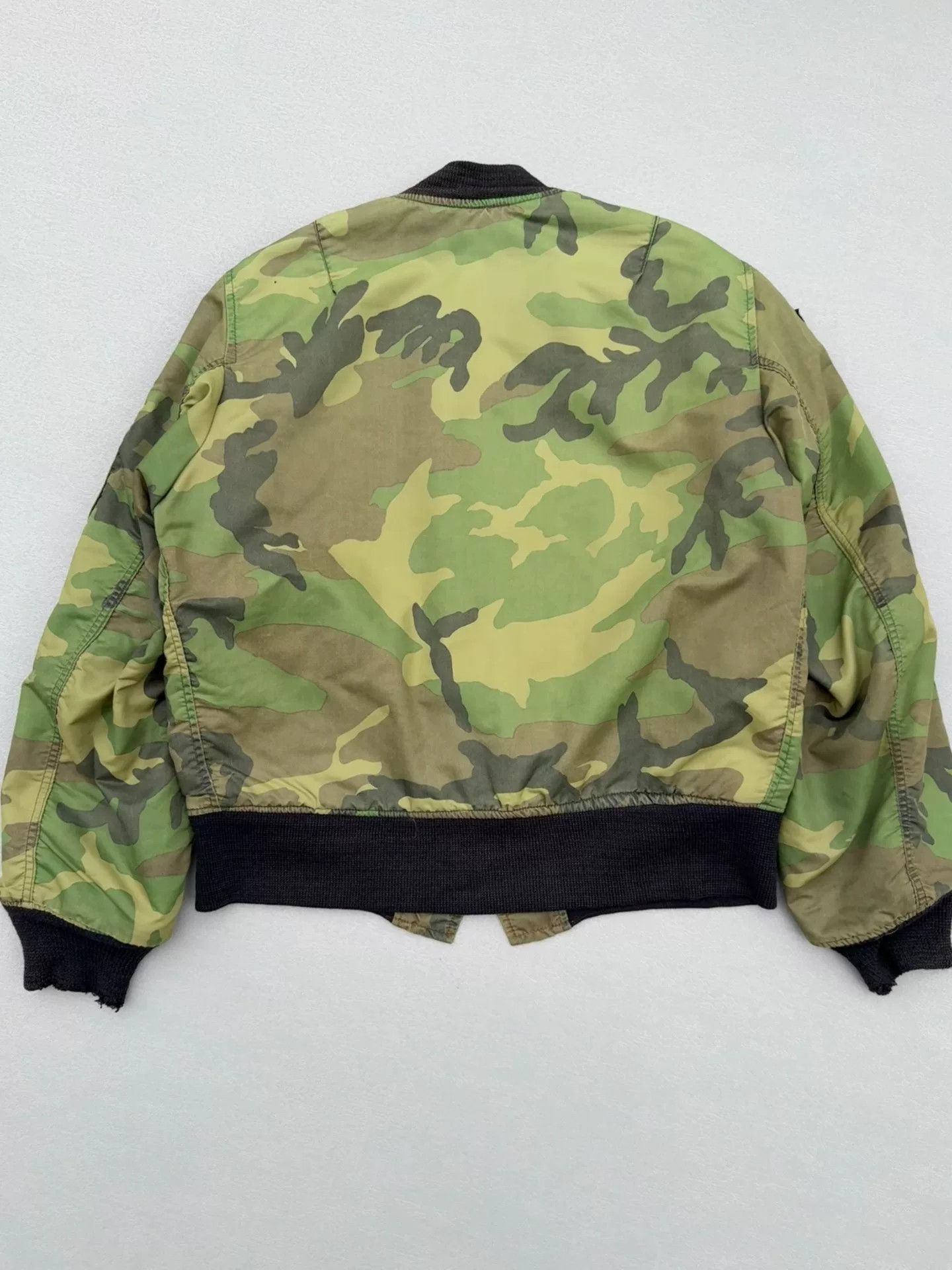 Vintage Vintage 80s USAF Camo MA-1 Bomber Size US M / EU 48-50 / 2 - 6 Thumbnail