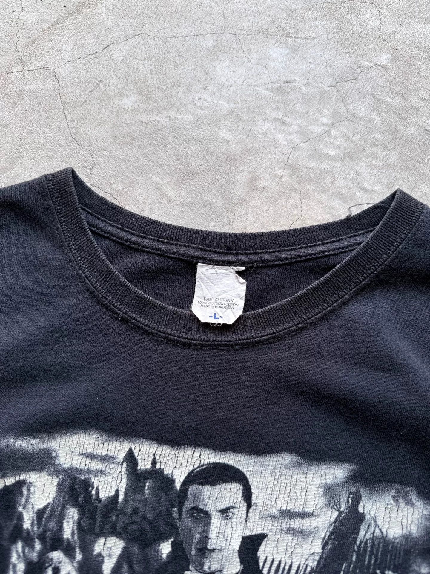 Vintage Vintage 00s Universal Monsters Bauhaus Tee Size US L / EU 52-54 / 3 - 3 Thumbnail