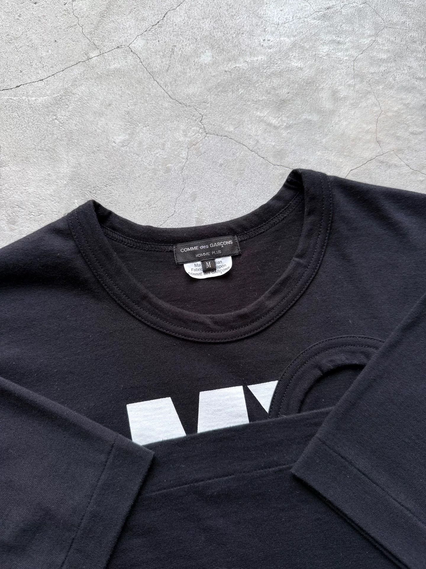 Comme des Garcons Comme des Garçons Homme Plus 14AW Slogan Hole Tee Size US M / EU 48-50 / 2 - 7 Thumbnail