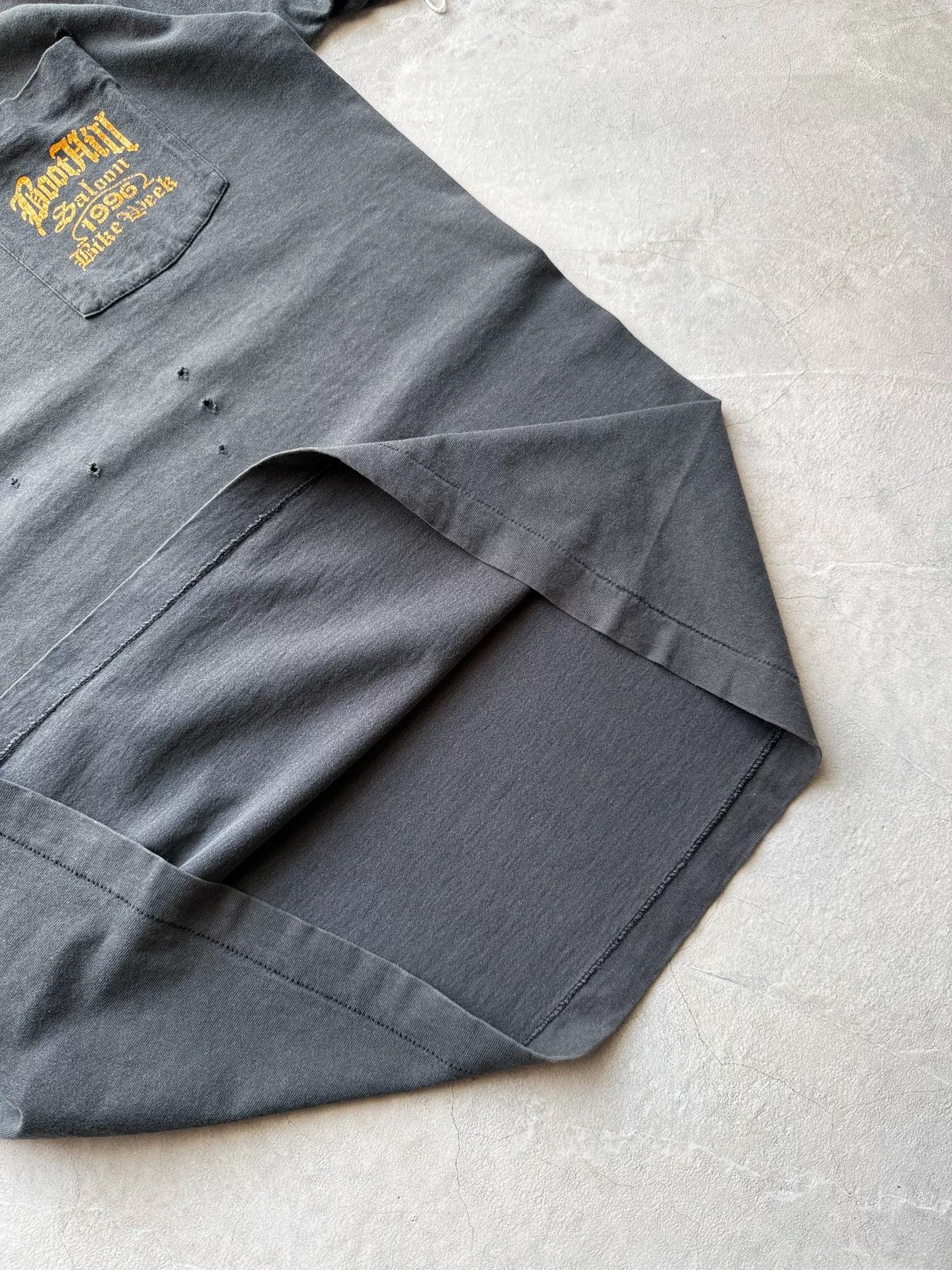 Vintage Vintage 90s Boot Hill Saloon Pocket Tee Size US L / EU 52-54 / 3 - 3 Thumbnail