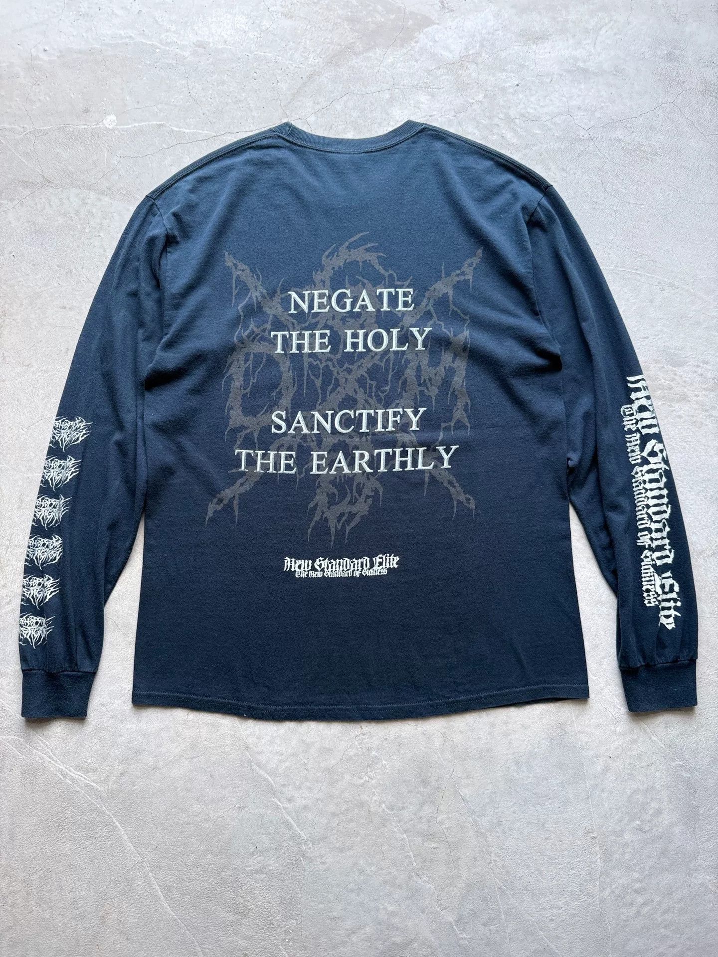 Vintage Vintage 00s Abhorrent Castigation Band Tee Size US L / EU 52-54 / 3 - 6 Thumbnail