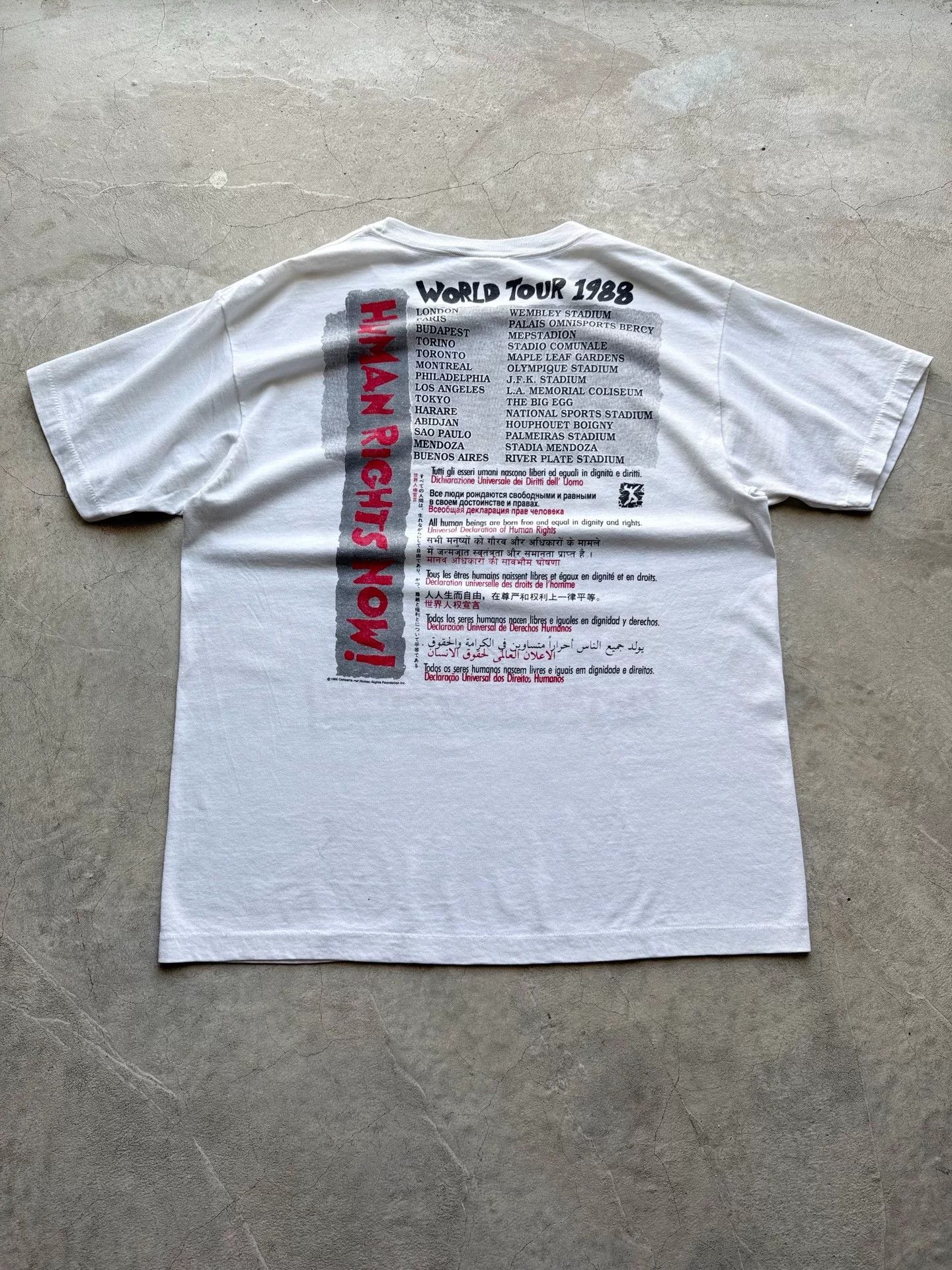 Vintage Vintage 80s Reebok Human Rights Now Tour Tee Size US L / EU 52-54 / 3 - 5 Thumbnail