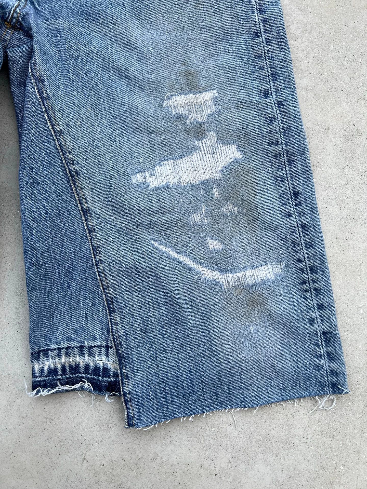 Vintage Vintage 90s Levis Baggy Cropped Jeans Size US 33 - 3 Thumbnail
