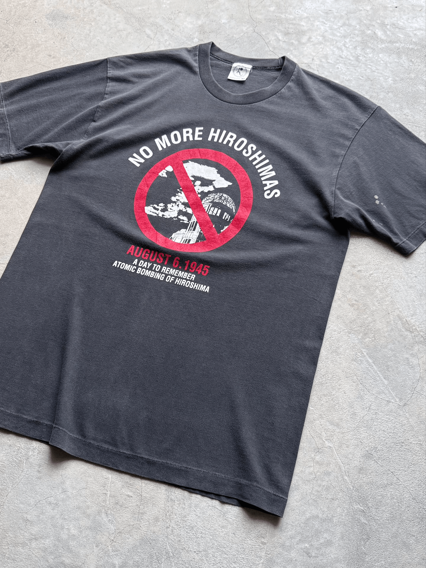 Vintage Vintage 90s "No More Hiroshimas" Graphic Tee Size US XL / EU 56 / 4 - 2 Thumbnail