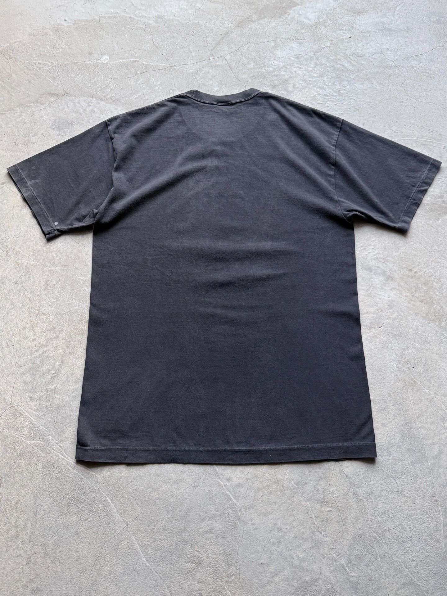 Vintage Vintage 90s "No More Hiroshimas" Graphic Tee Size US XL / EU 56 / 4 - 7 Thumbnail