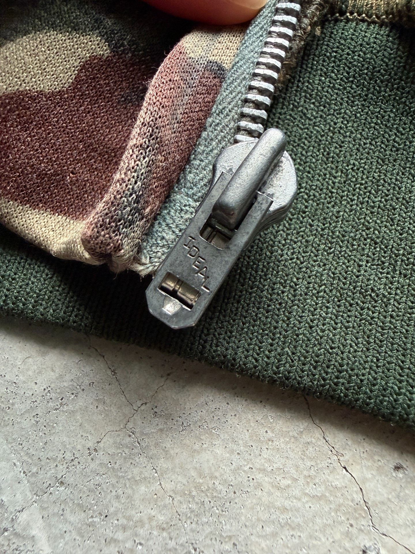 Vintage Vintage 70s Camouflage Zip Hoodie Size US L / EU 52-54 / 3 - 4 Thumbnail