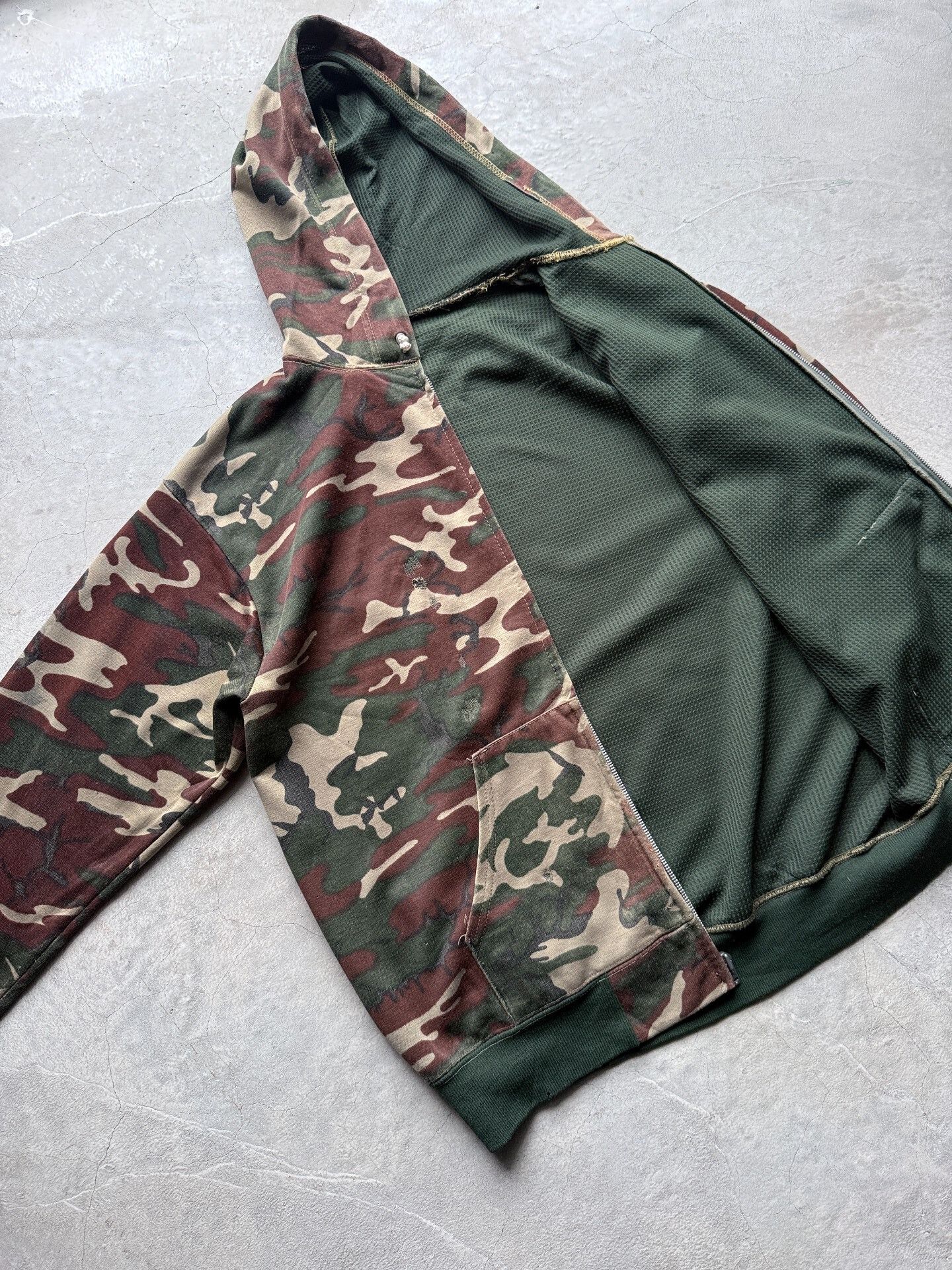 Vintage Vintage 70s Camouflage Zip Hoodie Size US L / EU 52-54 / 3 - 6 Thumbnail