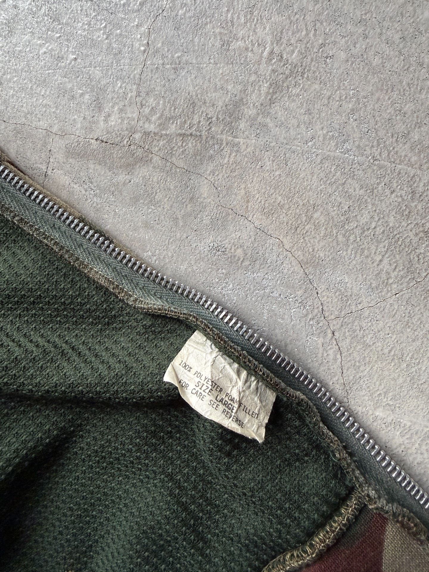 Vintage Vintage 70s Camouflage Zip Hoodie Size US L / EU 52-54 / 3 - 7 Thumbnail