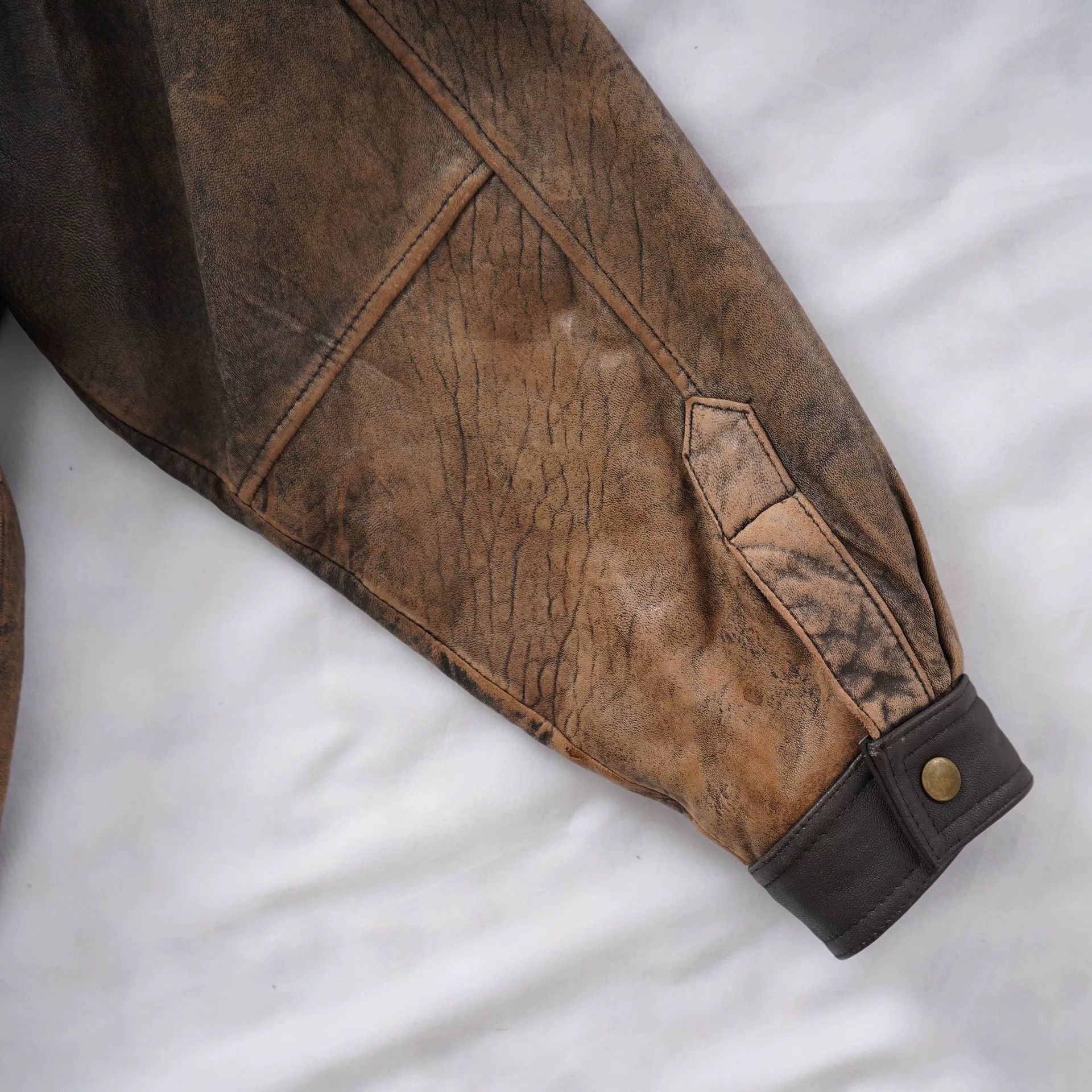 Vintage Vintage Sheepskin Flight Jacket Size US L / EU 52-54 / 3 - 6 Thumbnail