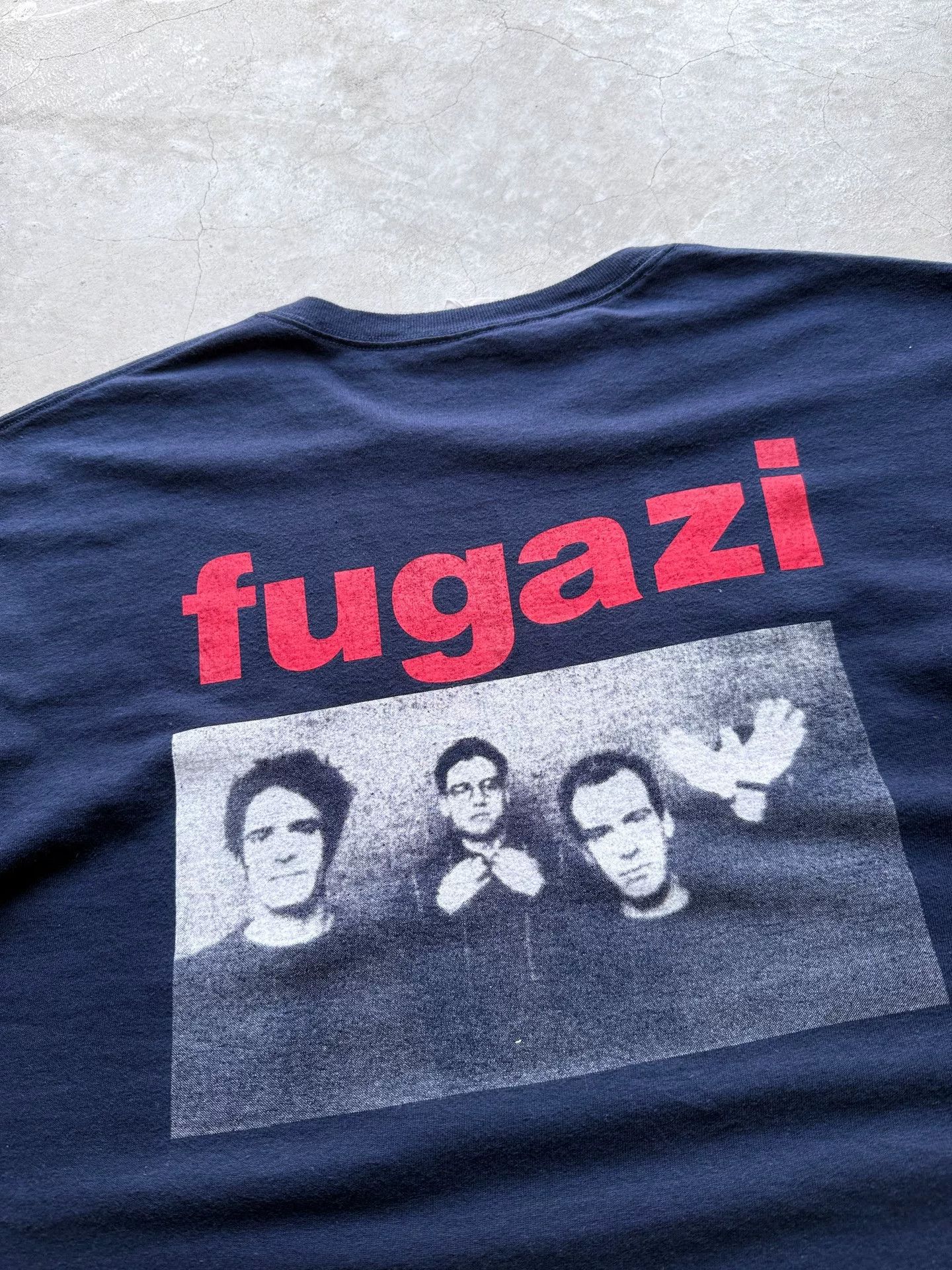 Vintage Vintage 2004 Fugazi Band Longsleeve Tee Size US L / EU 52-54 / 3 - 5 Thumbnail