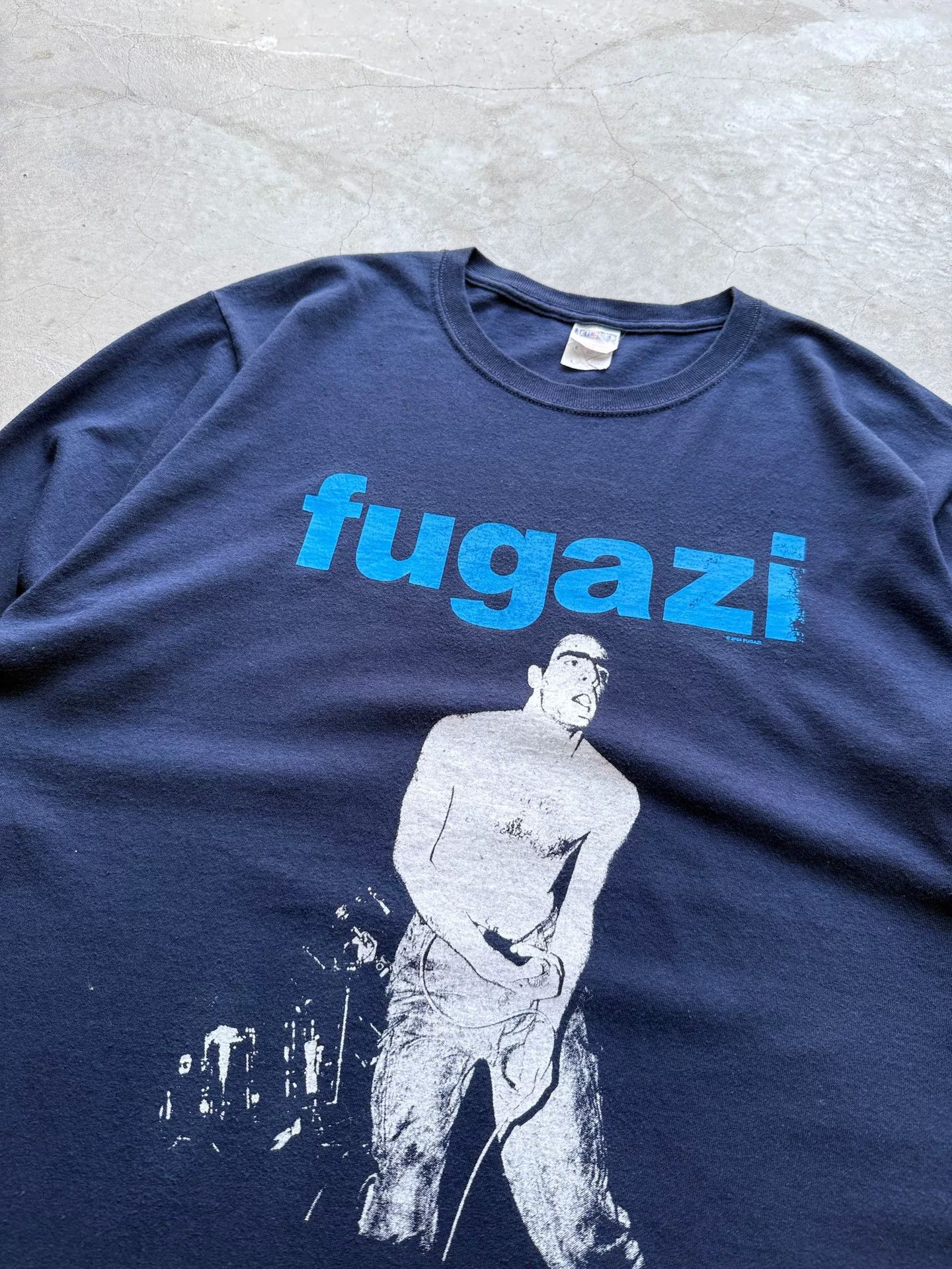 Vintage Vintage 2004 Fugazi Band Longsleeve Tee Size US L / EU 52-54 / 3 - 3 Thumbnail