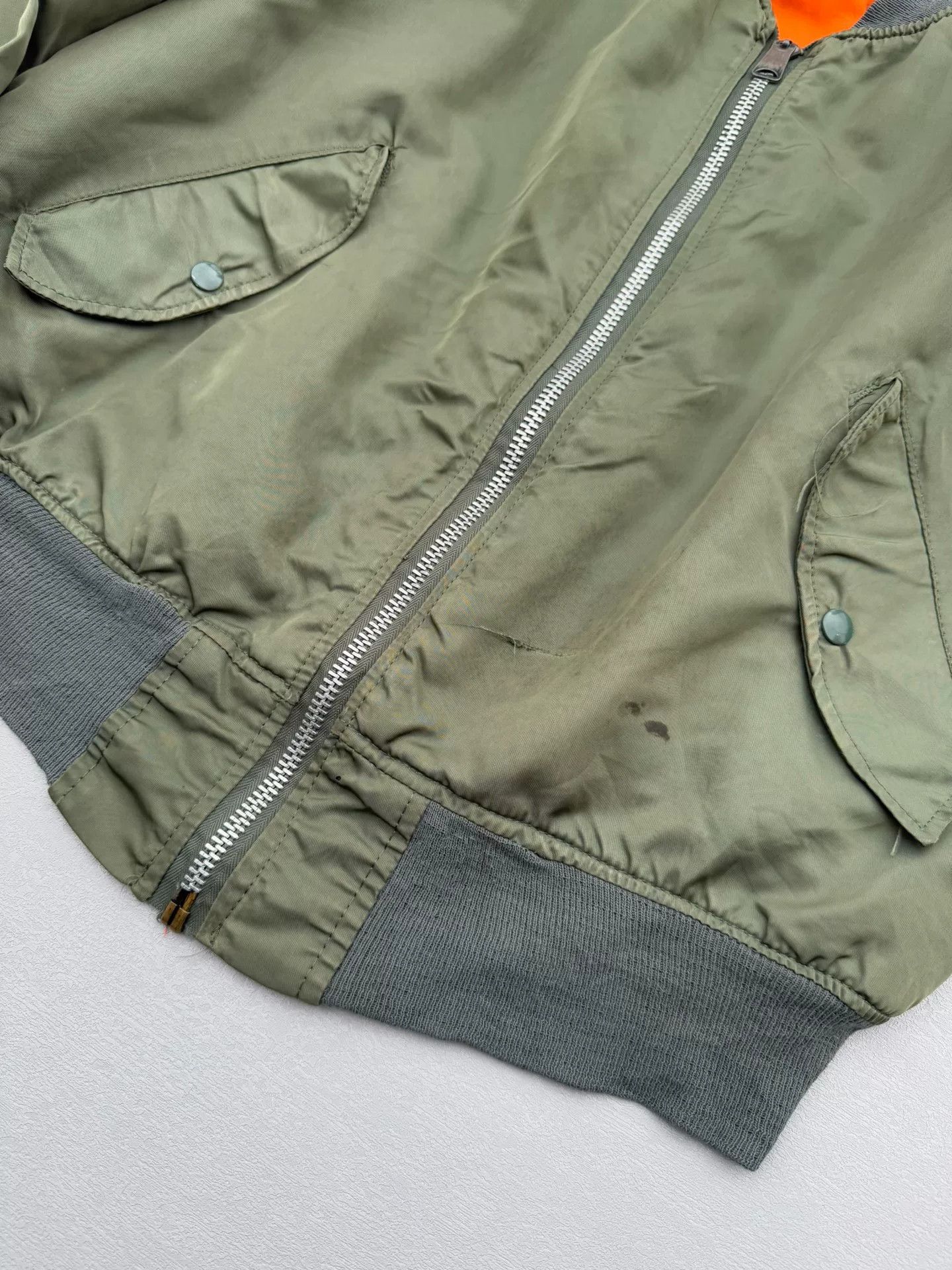 Vintage Vintage 80s Alpha USAF MA-1 Bomber Jacket Size US L / EU 52-54 / 3 - 3 Thumbnail