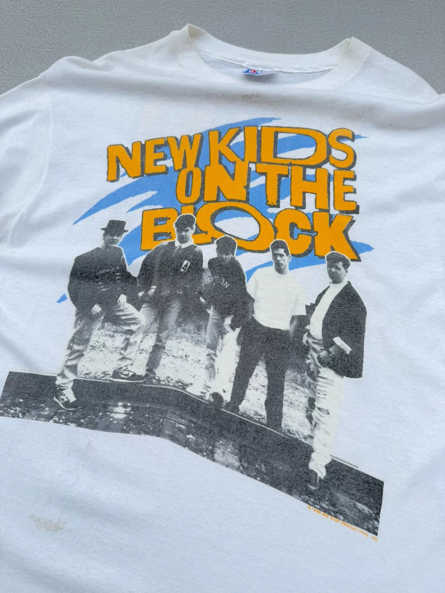 Vintage Vintage 80s New Kids on the Block Band Tee Size US XL / EU 56 / 4 - 2 Thumbnail