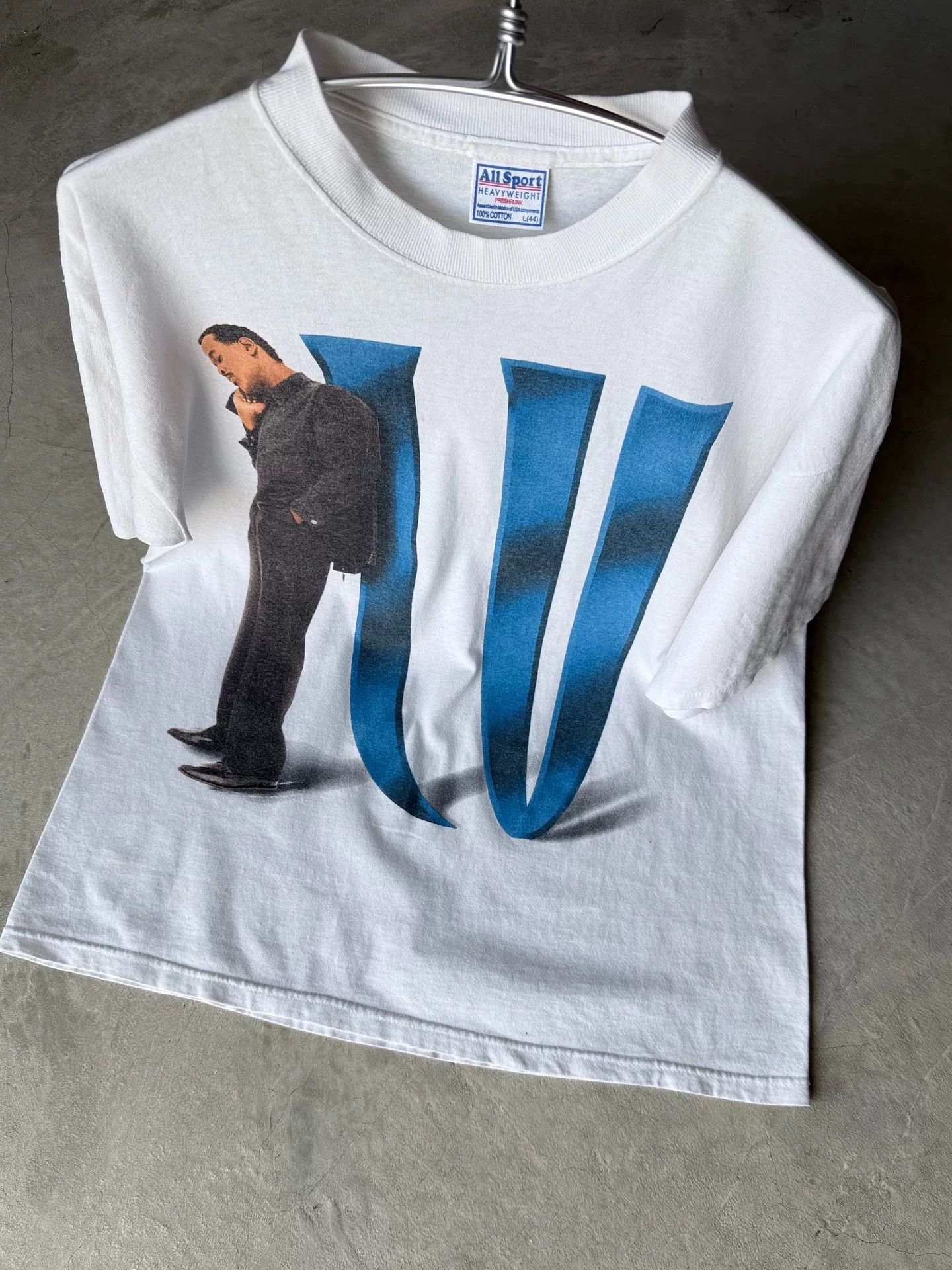 Vintage Vintage 90s Luther Vandross Tour Tee Size US L / EU 52-54 / 3 - 8 Thumbnail
