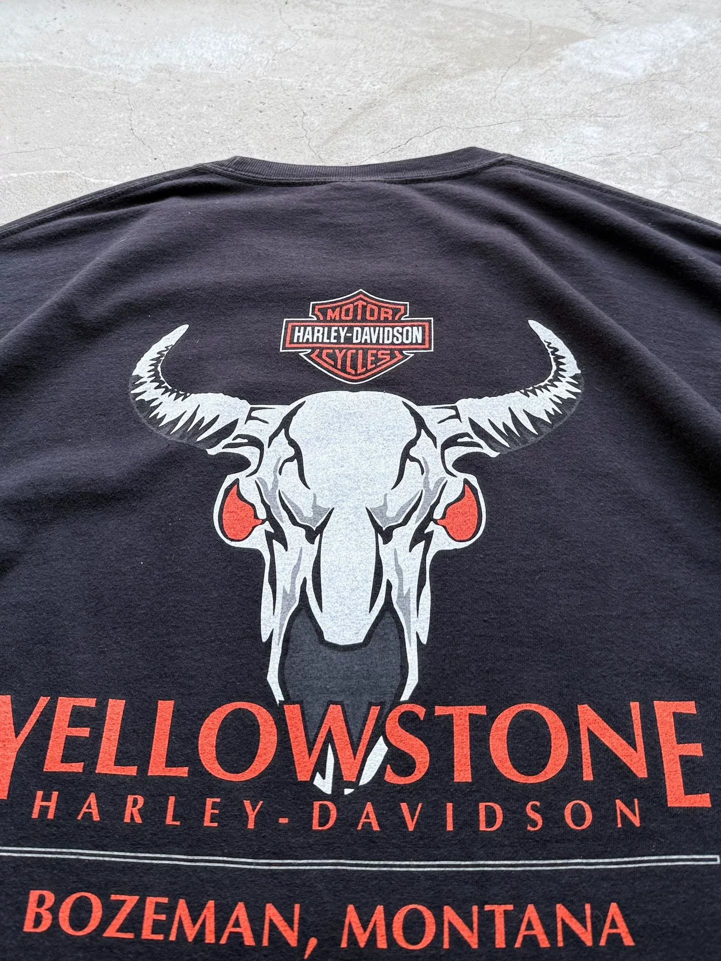 Vintage Vintage 00s Harley Davidson Yellowstone Choppers Tee Size US XL / EU 56 / 4 - 7 Thumbnail