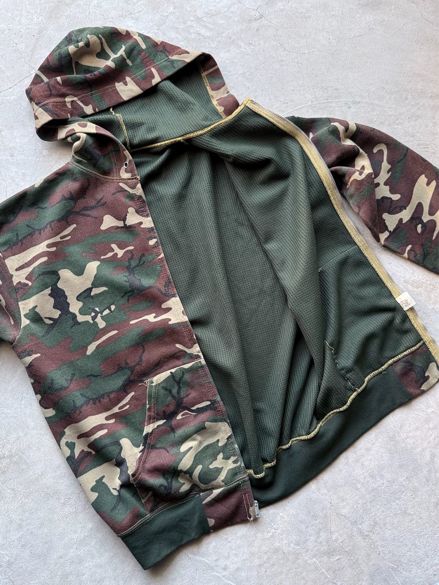Vintage Vintage 80s Camouflage Zip Up Hoodie Size US L / EU 52-54 / 3 - 6 Thumbnail