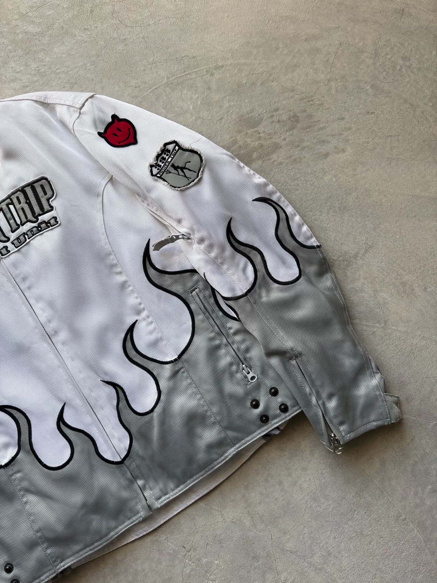Vintage Vintage 00s Power Trip White Flame Biker Jacket Size US XL / EU 56 / 4 - 6 Thumbnail