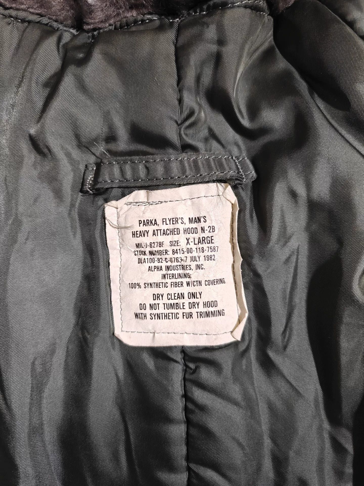 Vintage US Military N2B Jacket Size US XL / EU 56 / 4 - 6 Thumbnail