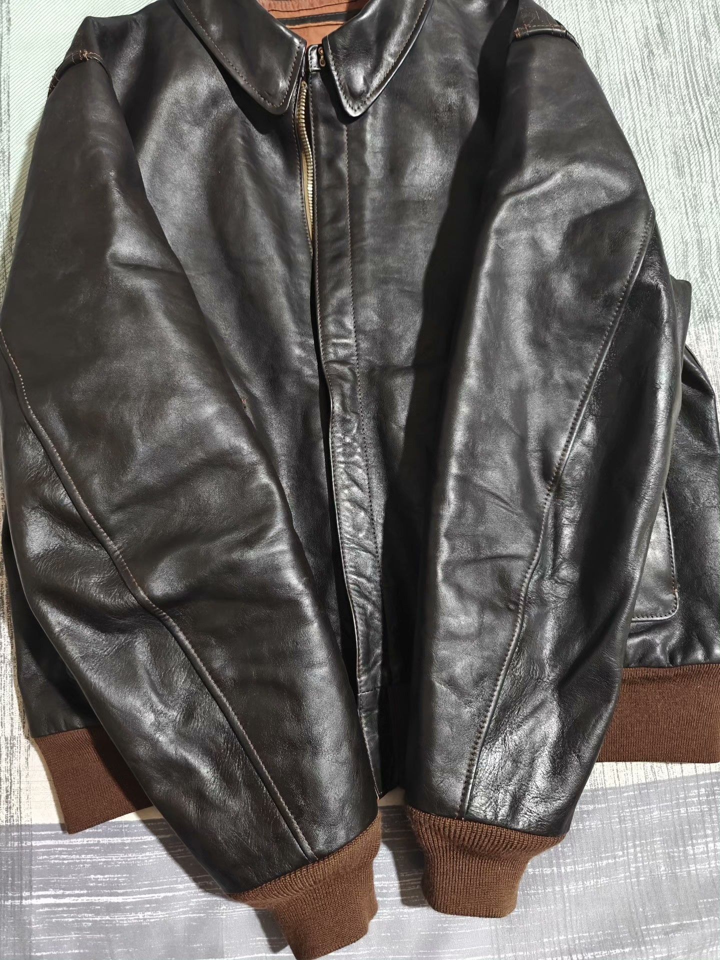 Vintage A2 Himalayan Leather Flight Jacket Size US S / EU 44-46 / 1 - 3 Thumbnail