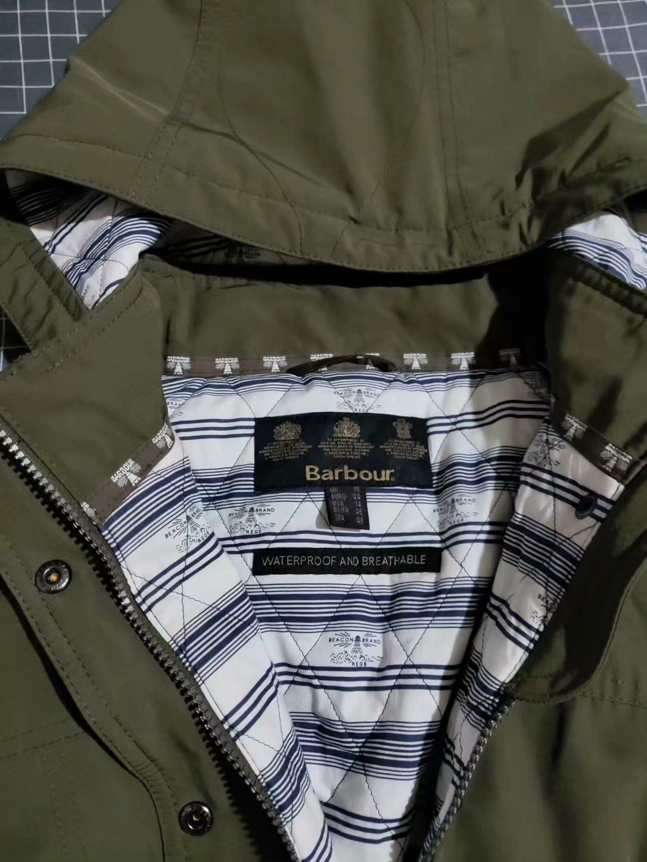 Barbour Barbour Women's Waterproof Long Coat Size L / US 10 / IT 46 - 3 Thumbnail