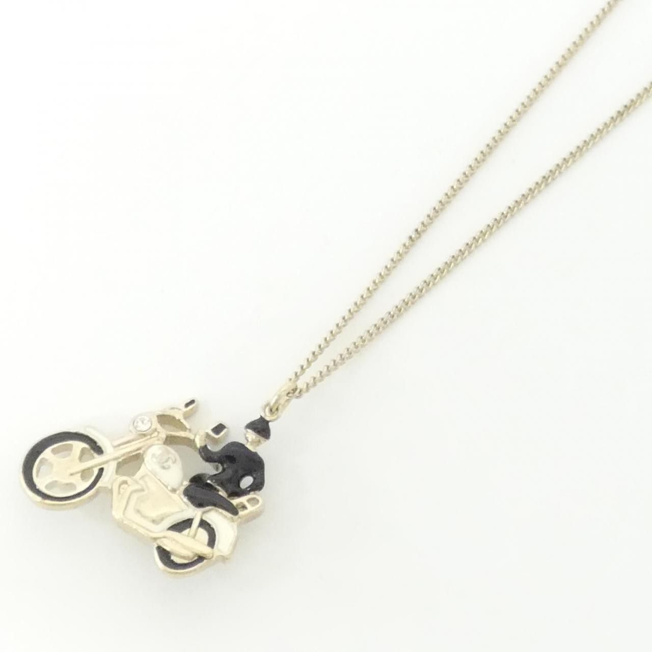 Chanel Chanel Chanel Necklace Metal Necklace DUTY FREE for USA Size ONE SIZE - 3 Thumbnail