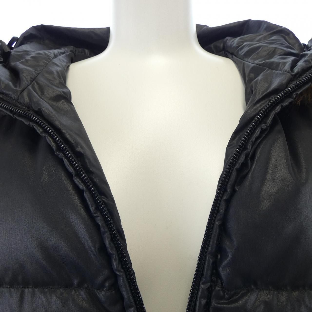 Other Other DUVETICA Down Jacket Textile Outerwear DUTY FREE for USA Size ONE SIZE - 5 Thumbnail