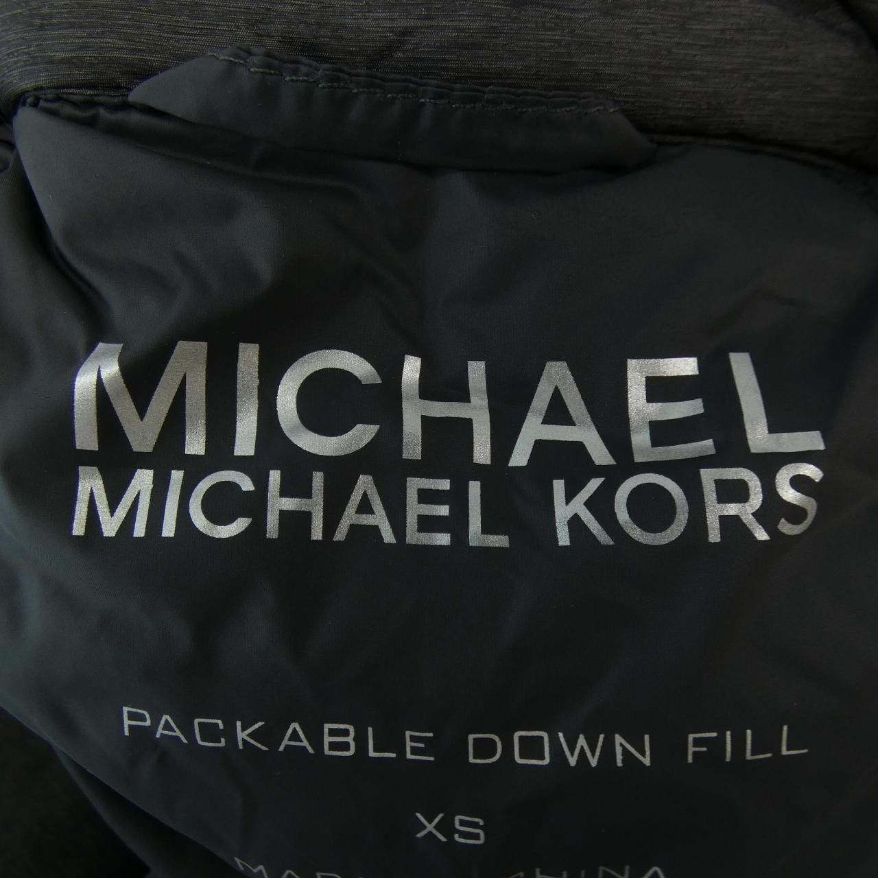 Michael Kors Michael Kors Michael Kors Down Jacket Textile Outerwear DUTY FREE for USA Size ONE SIZE - 4 Thumbnail