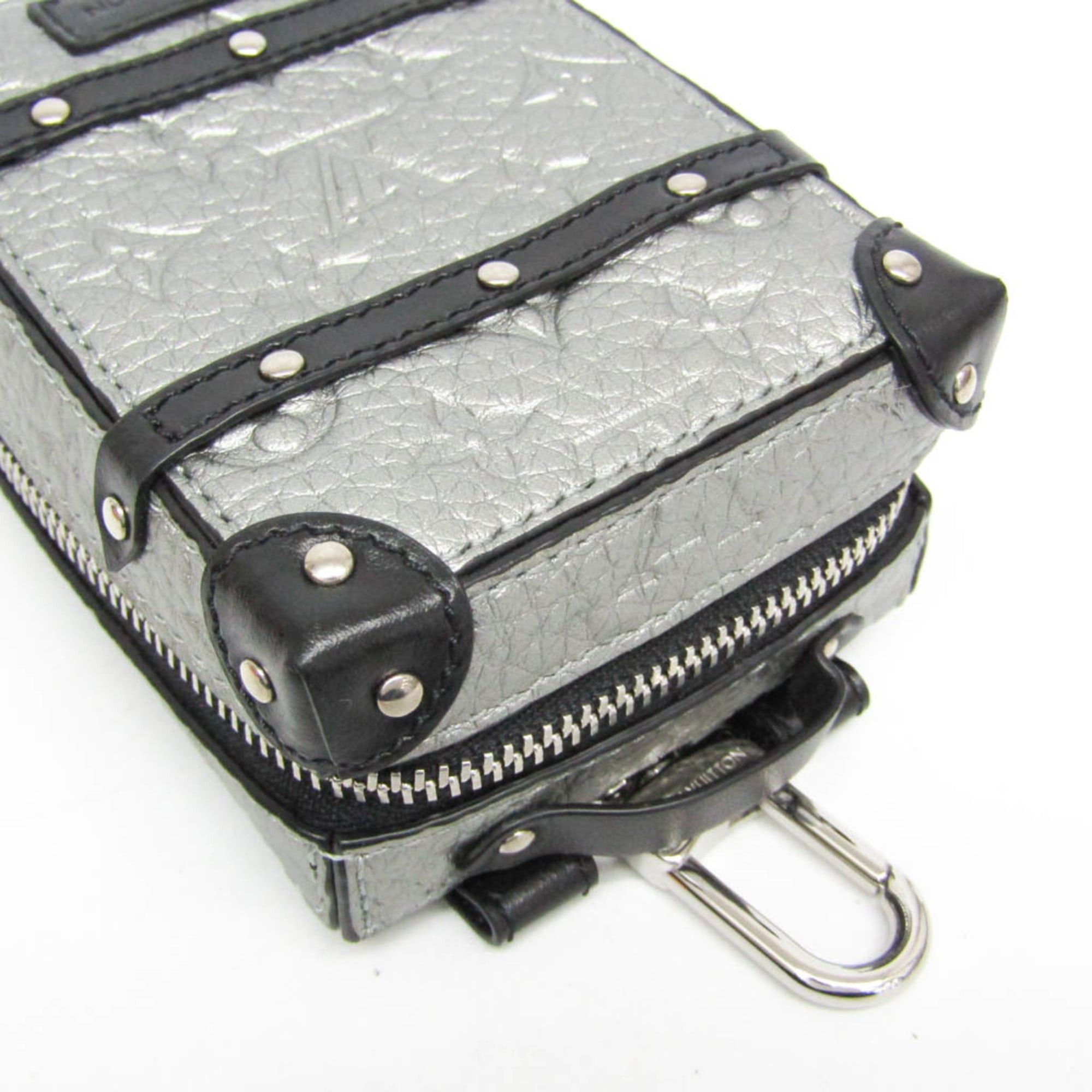 Louis Vuitton Louis Vuitton Leather Handbag Charm Silver,Black Pochette Soft Trunk Backpack M01392 Size ONE SIZE - 6 Thumbnail