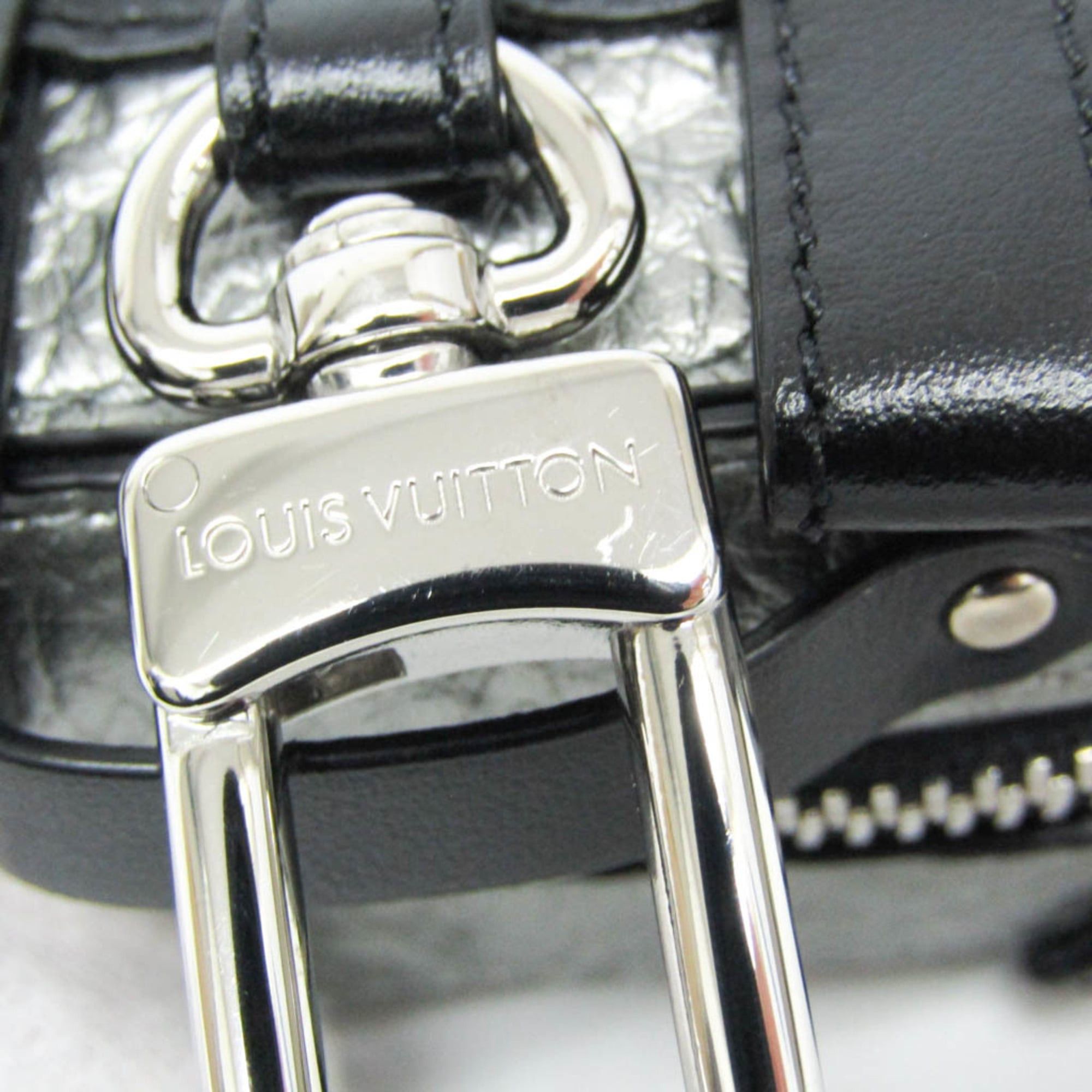 Louis Vuitton Louis Vuitton Leather Handbag Charm Silver,Black Pochette Soft Trunk Backpack M01392 Size ONE SIZE - 8 Thumbnail