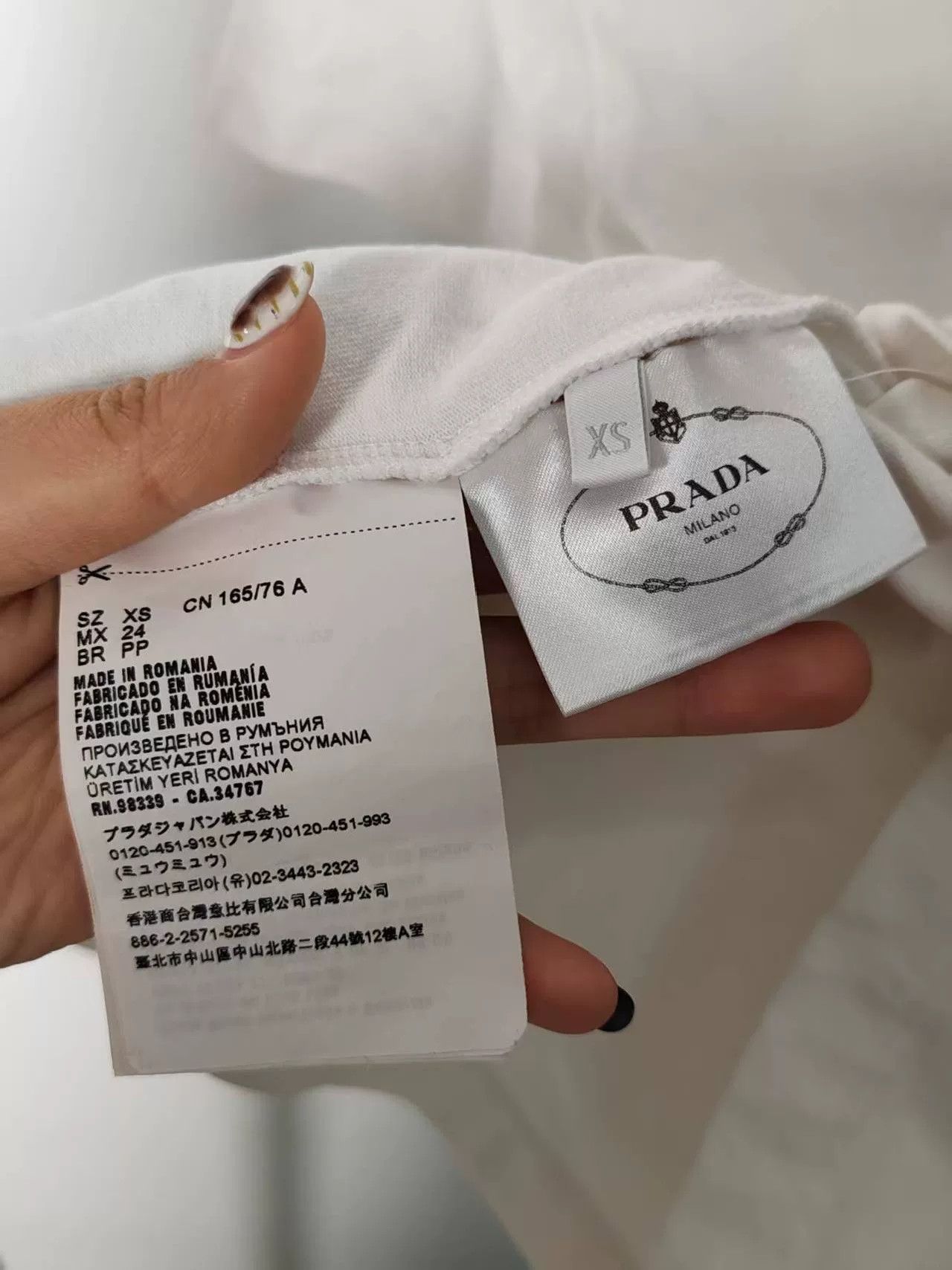 Prada Genuine Prada Triangle Logo Short Sleeve Shirt Size US M / EU 48-50 / 2 - 4 Thumbnail