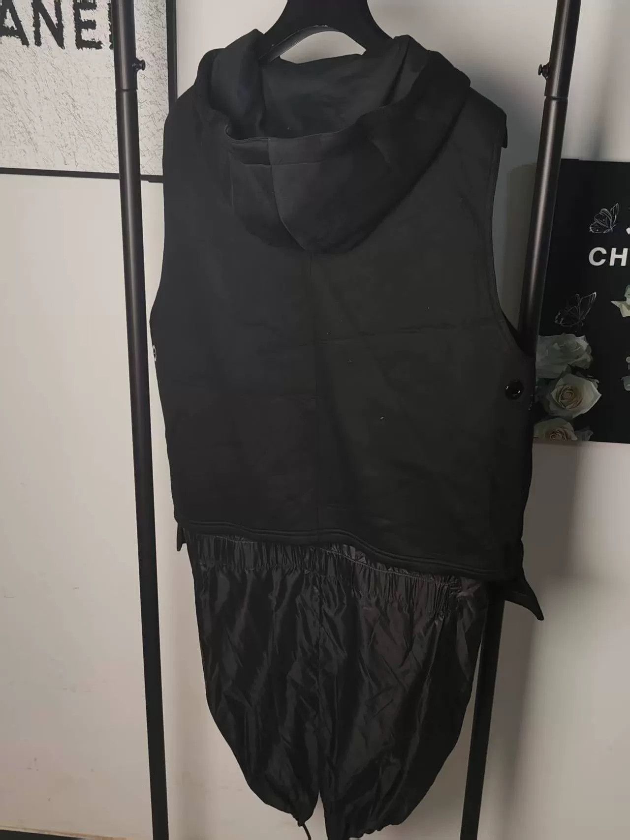 Givenchy Givenchy Patchwork Vest for Sale Size US M / EU 48-50 / 2 - 2 Thumbnail