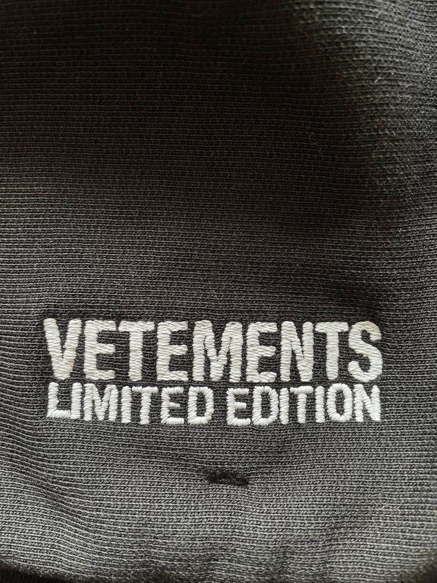 Vetements Vetements Popular Instruction Manual Hoodie Size US M / EU 48-50 / 2 - 4 Thumbnail