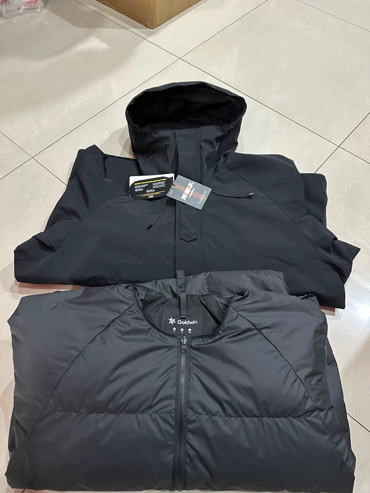 Goldwin GOLDWIN ONLY ARK Men's Hooded Jacket Size US M / EU 48-50 / 2 - 7 Thumbnail