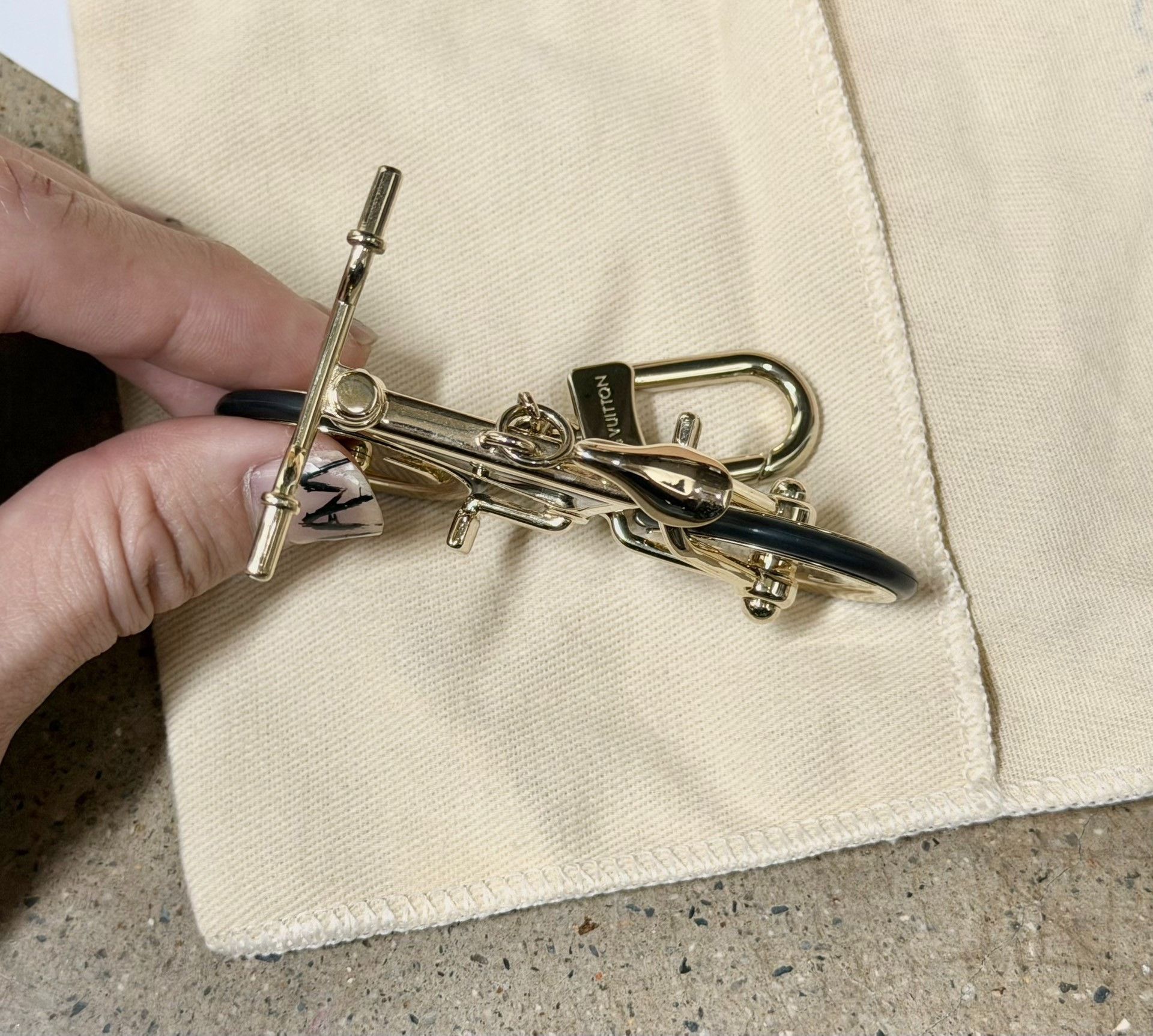 Pharrell LV x Tyler Limited Bicycle Keychain Size ONE SIZE - 7 Thumbnail