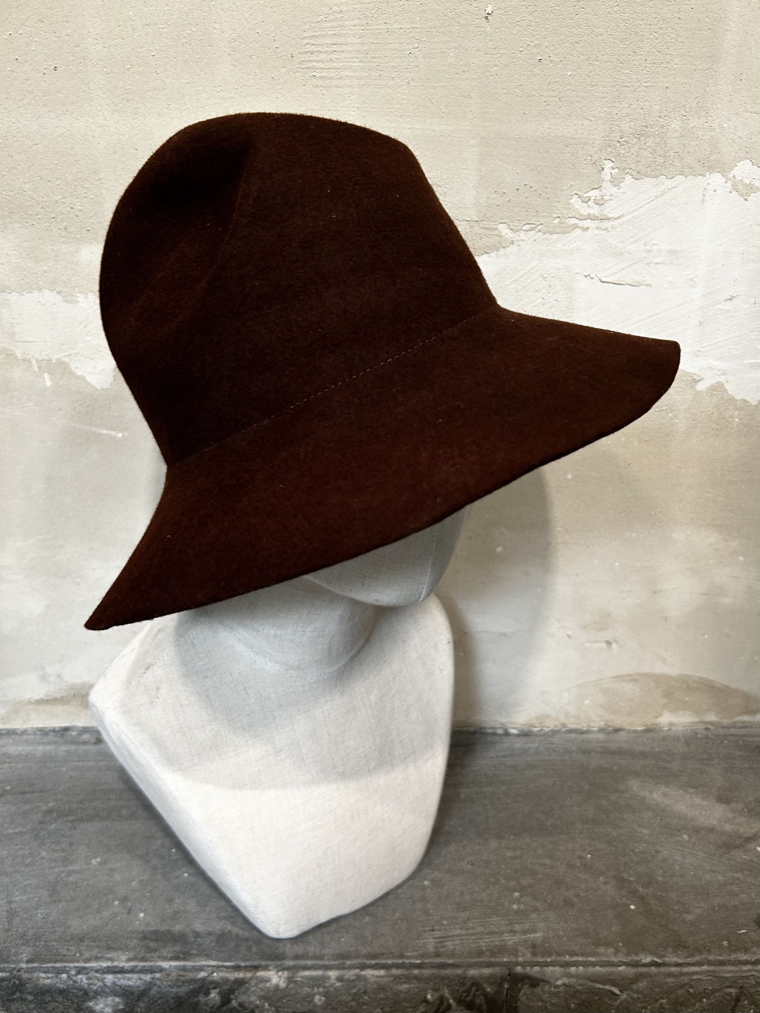 Number (N)ine Number (N)ine 2007 SS Runway Wool Hat Size ONE SIZE - 6 Thumbnail