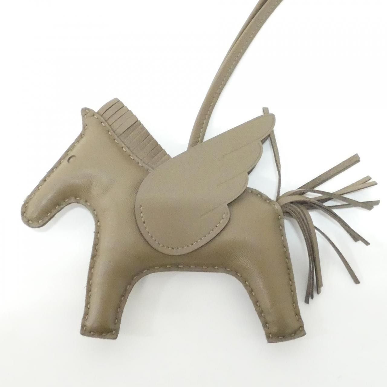 Hermes Hermes Hermès Rodeo Pegasus MM Agneau Milo Bag Charm Leather Charm Stamp W DUTY FREE for USA Size ONE SIZE - 2 Thumbnail