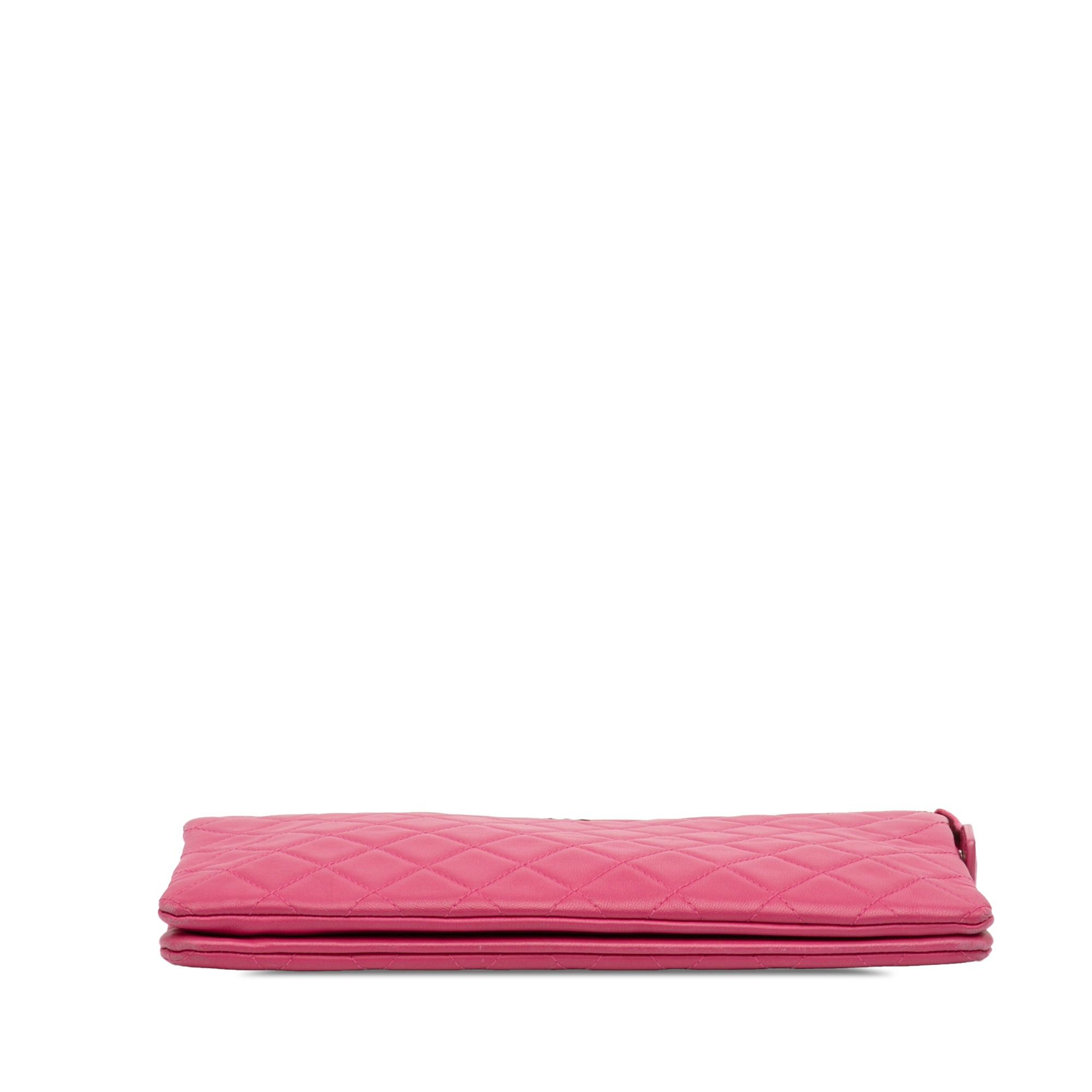 Chanel Quilted Caviar CC Enamel Double Zip Clutch Size ONE SIZE - 3 Thumbnail