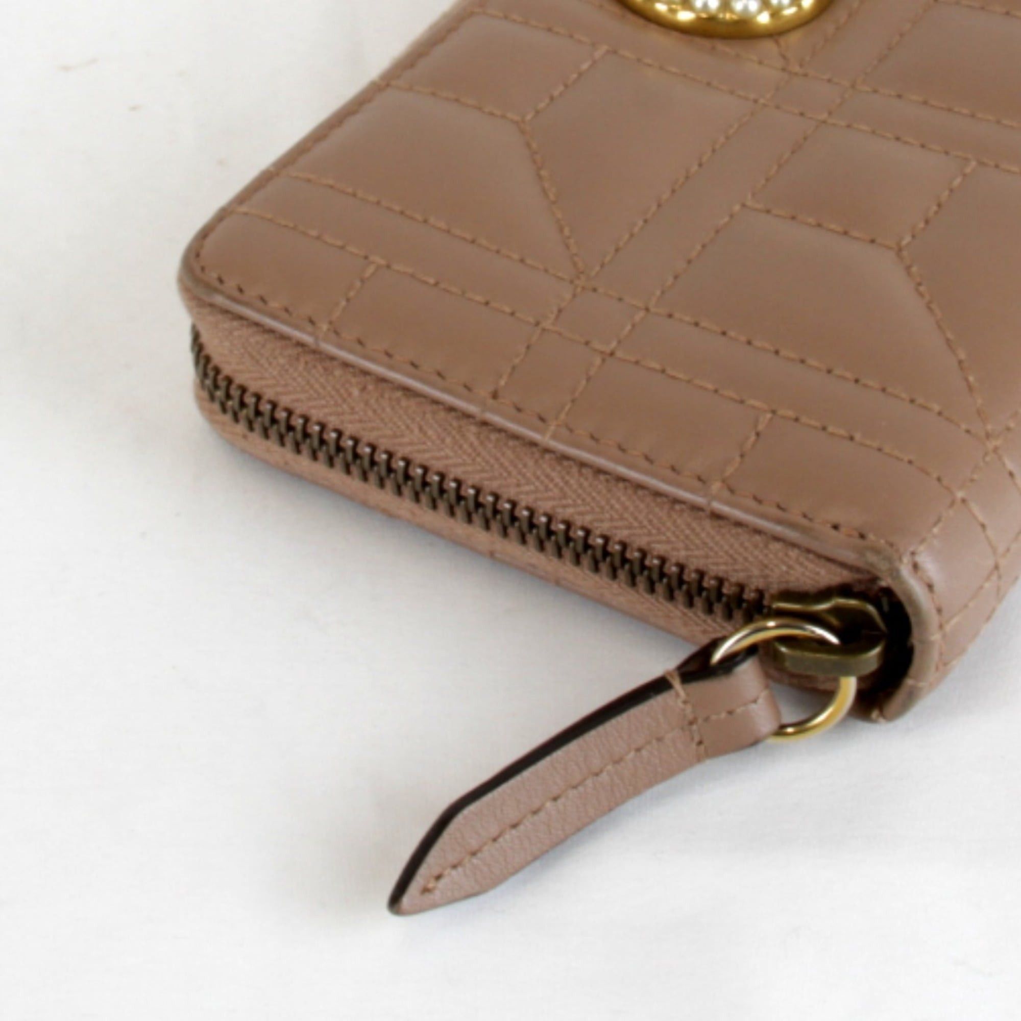 Gucci GUCCI GG Marmont Round Zip Long Wallet, Brown Leather, Women's, 443123/0959 Size ONE SIZE - 4 Thumbnail